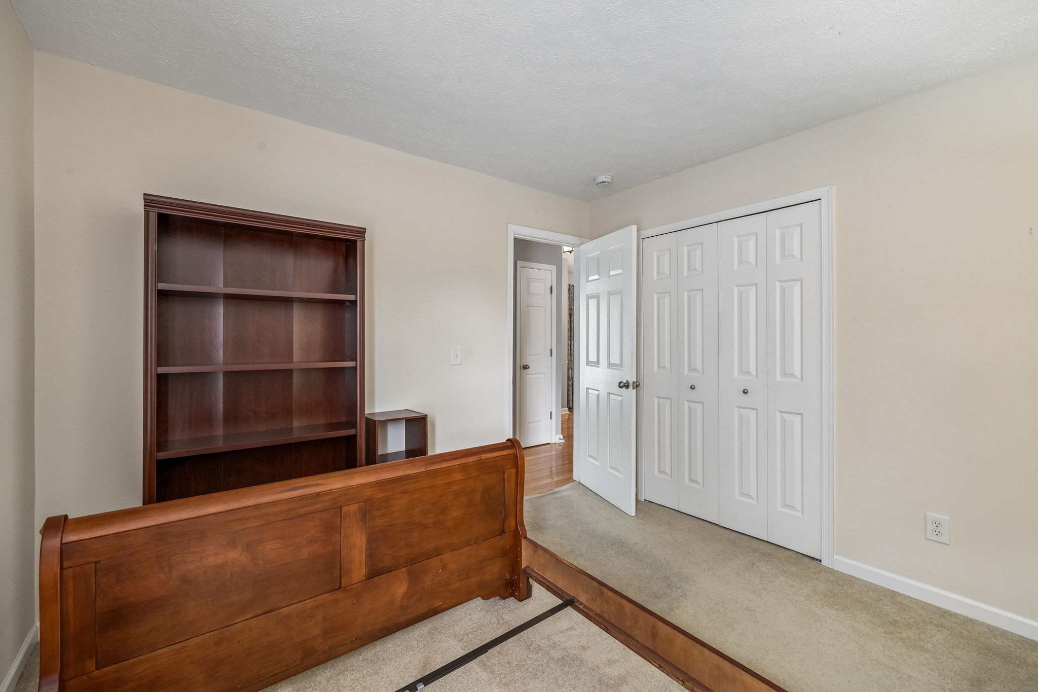 8468 Beautiful Valley Dr