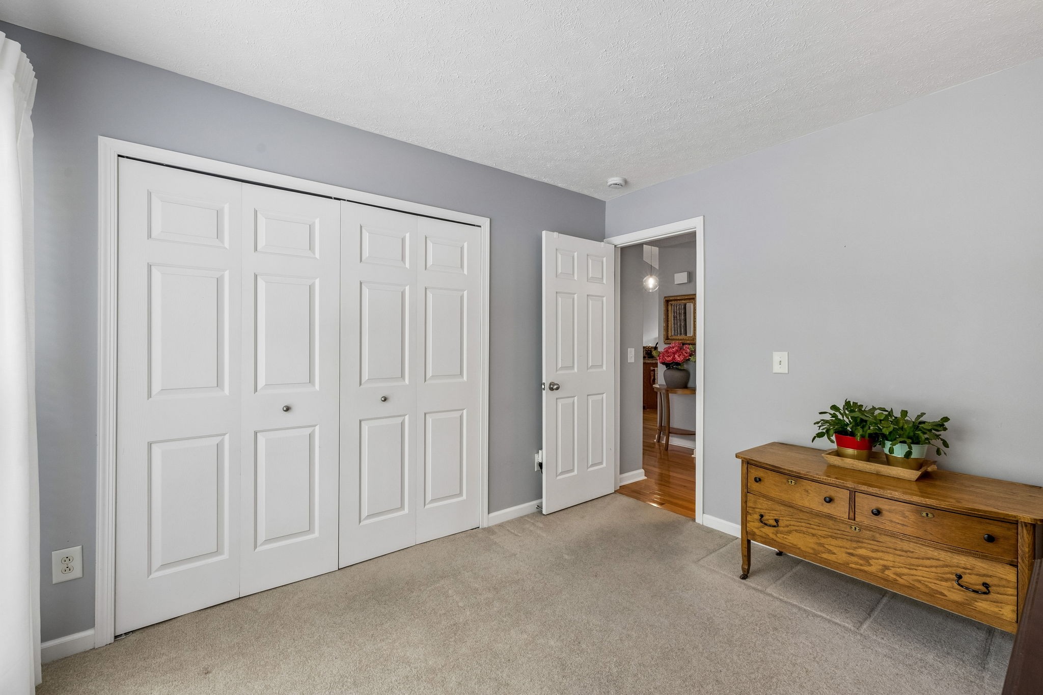 8468 Beautiful Valley Dr