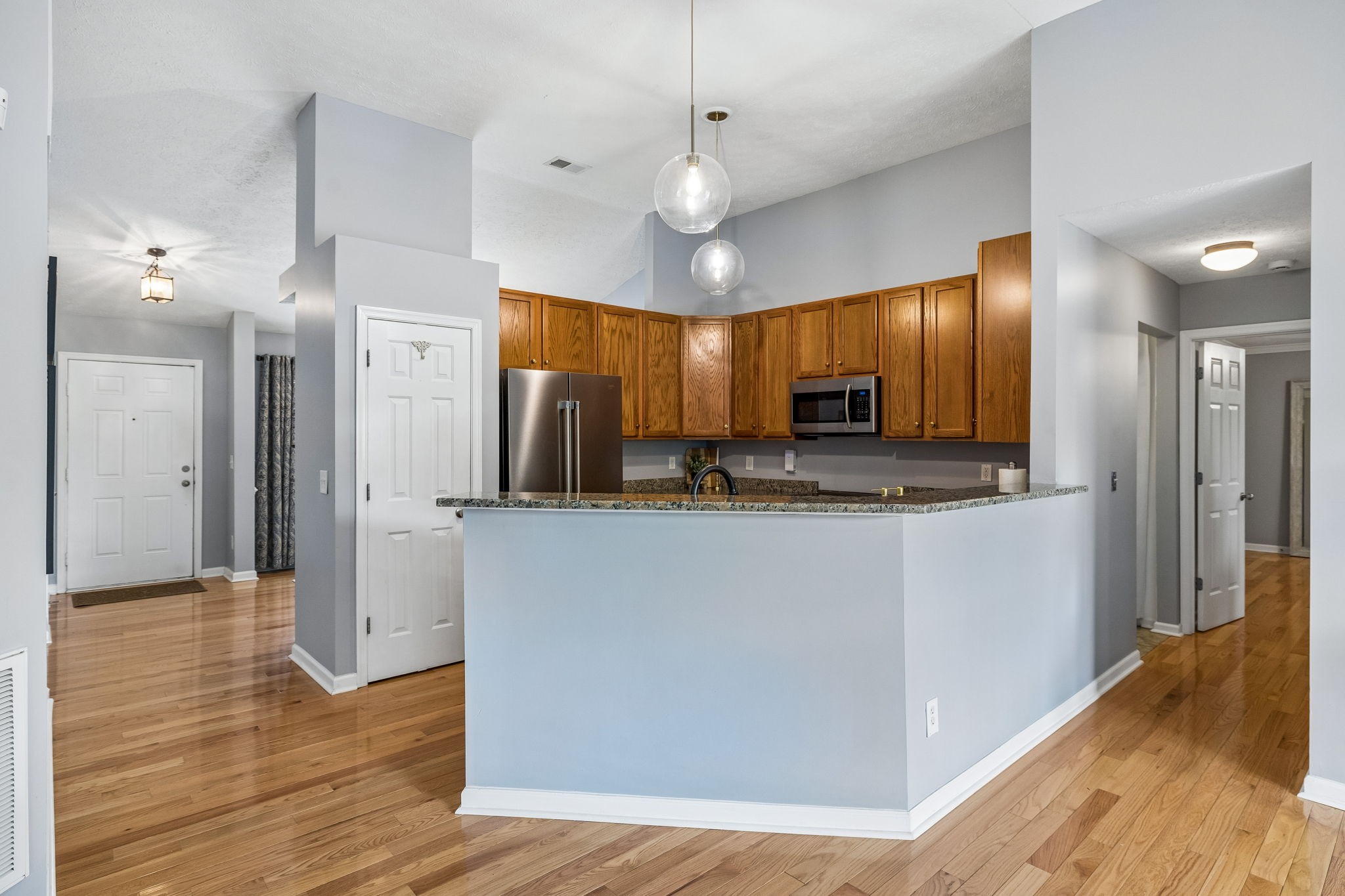 8468 Beautiful Valley Dr