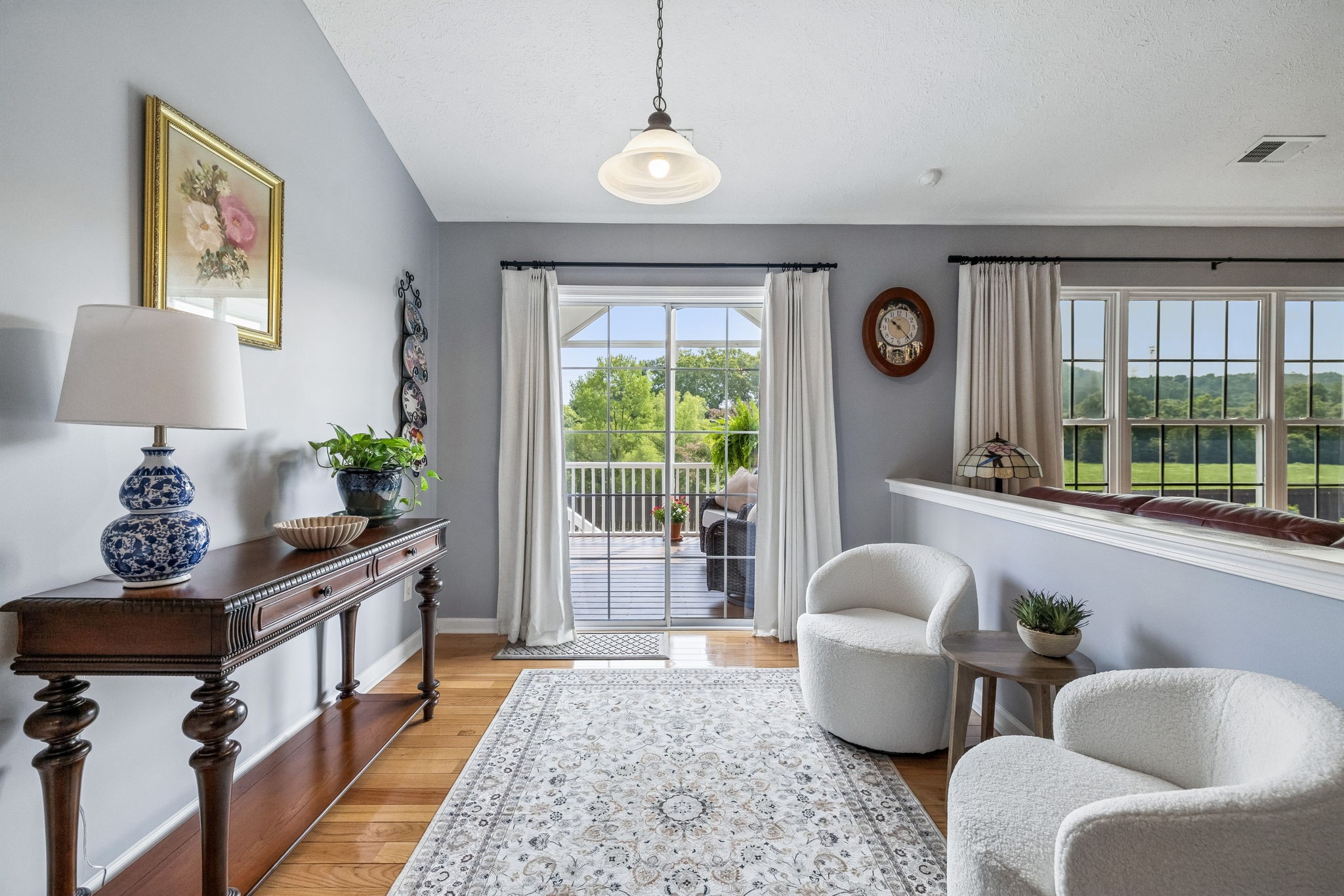 8468 Beautiful Valley Dr