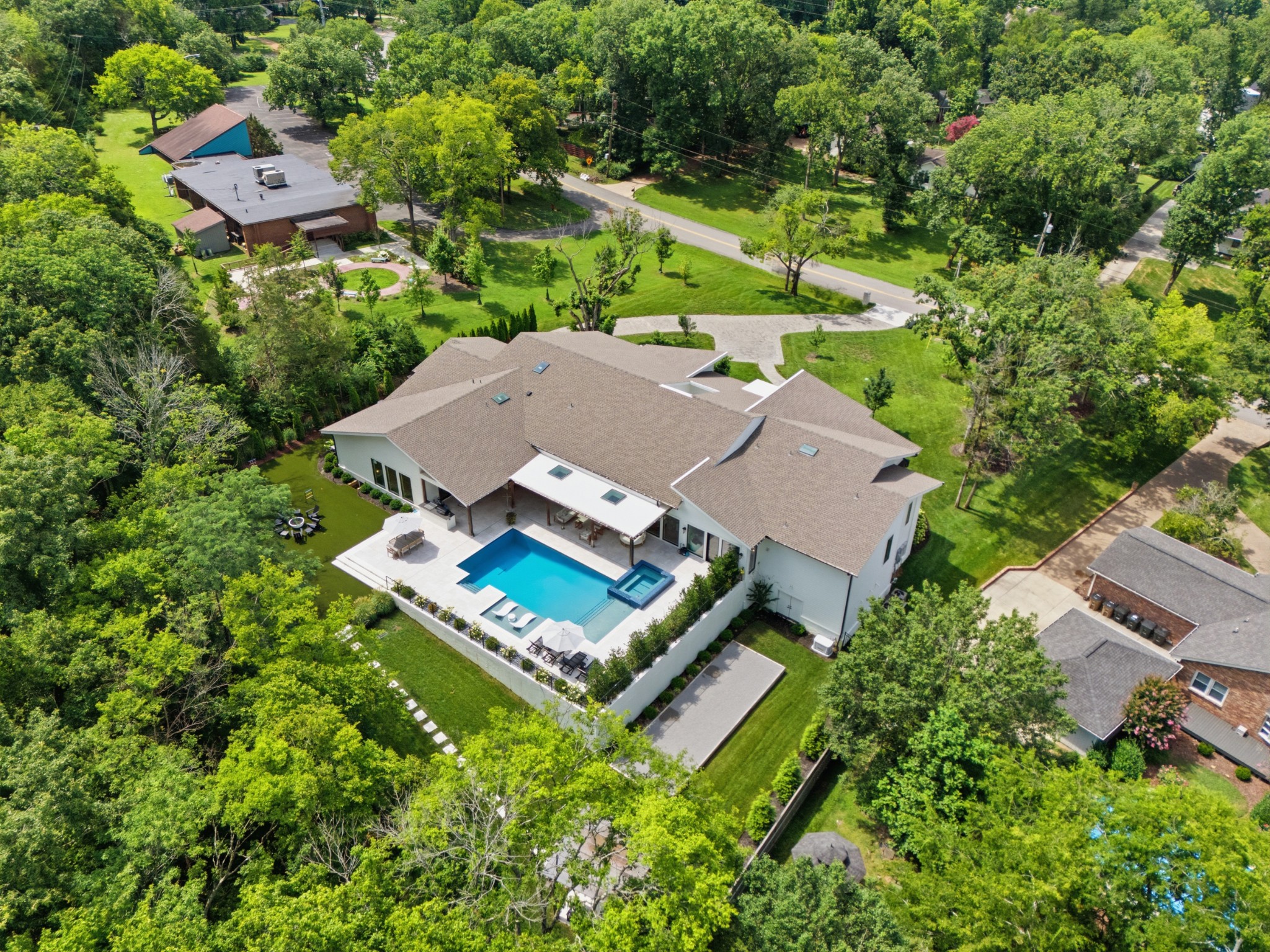 710 Bresslyn Rd