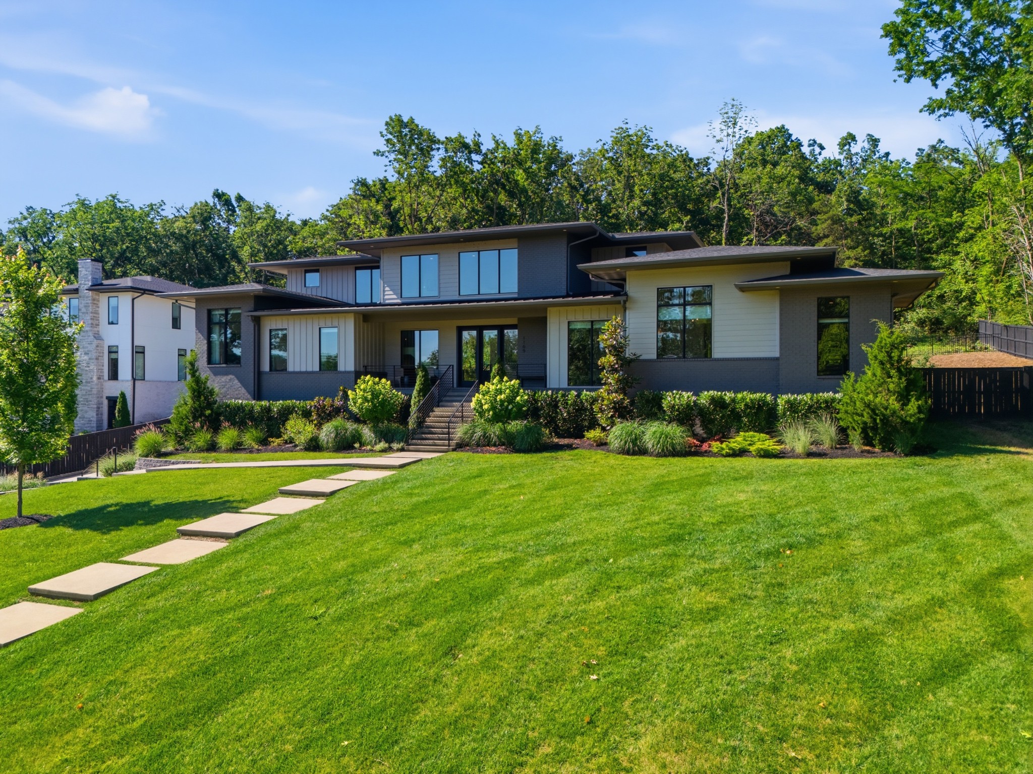 1109 Sparta Rd