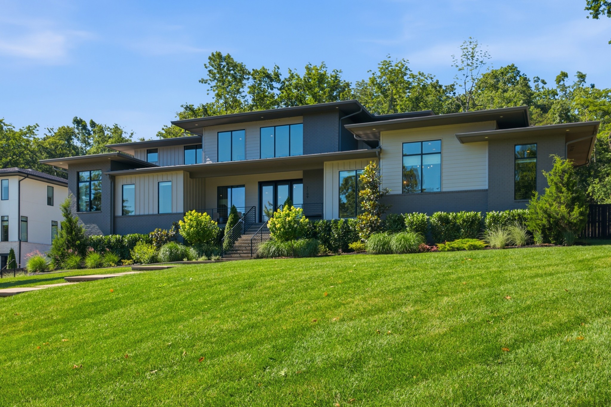 1109 Sparta Rd
