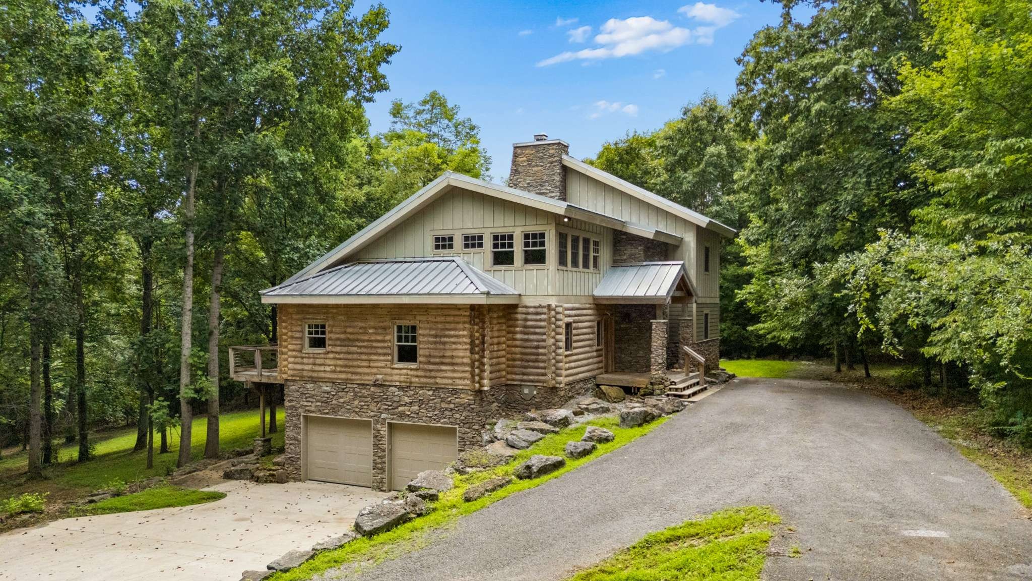 7910 Charlotte Pike