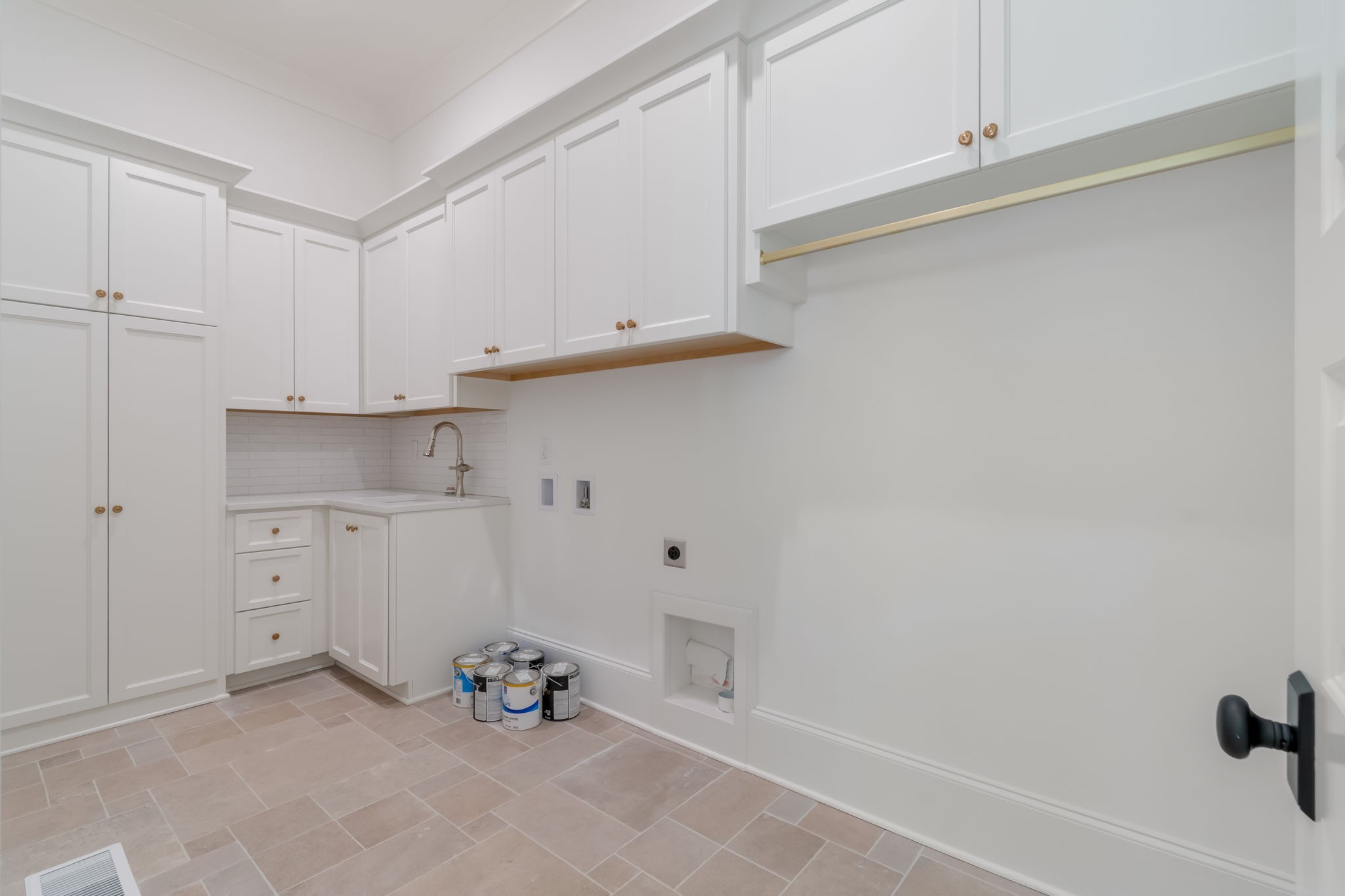 1627 Rosebrooke Dr