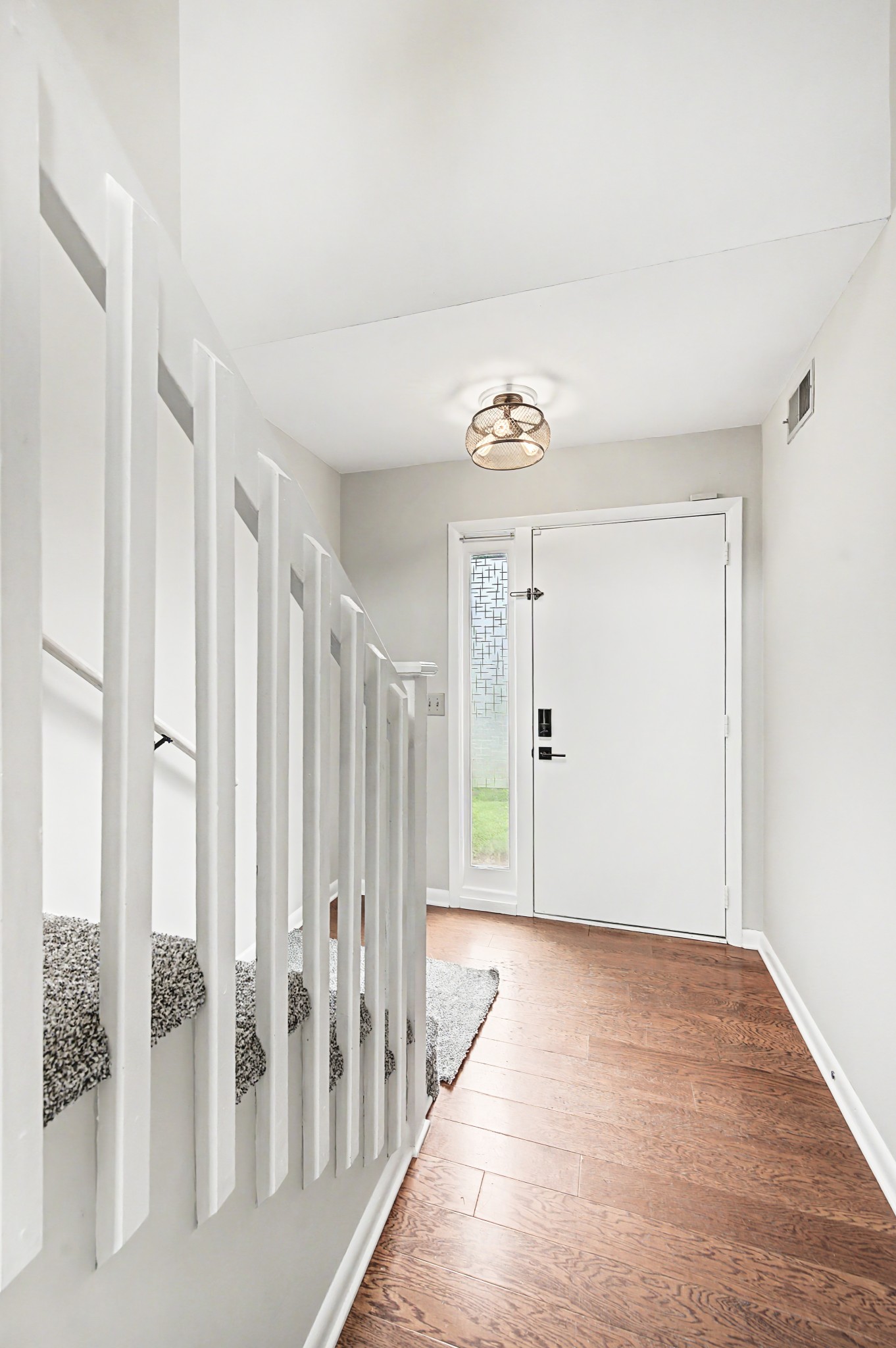 512 Belle Pointe Ct Unit: 512