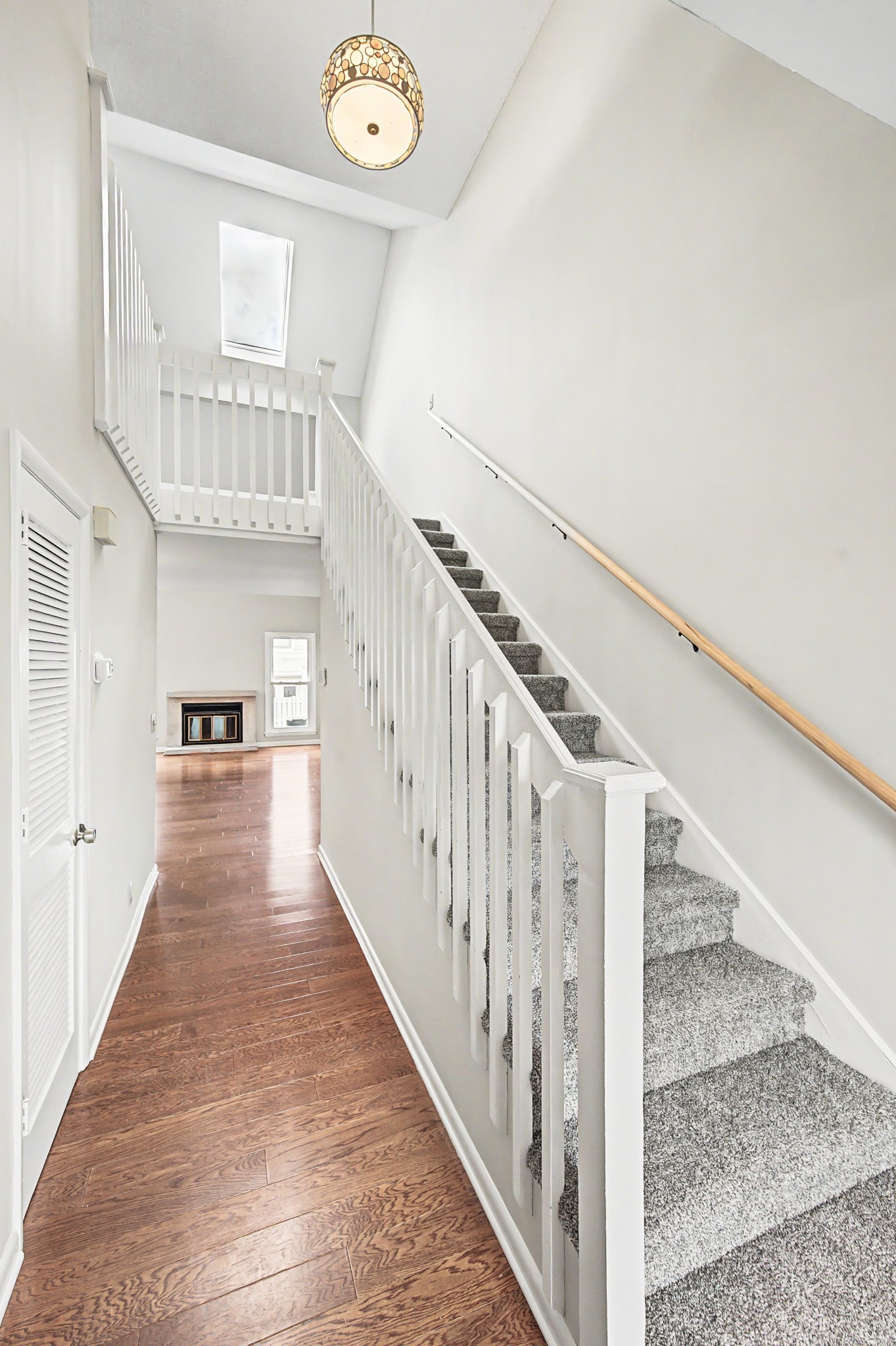 512 Belle Pointe Ct Unit: 512