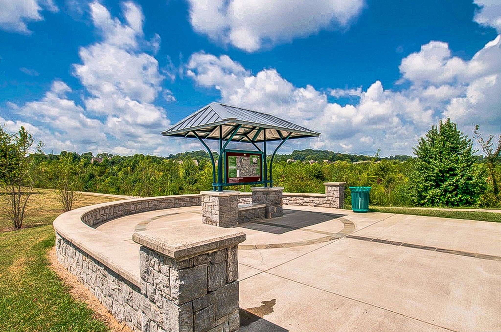 512 Belle Pointe Ct Unit: 512