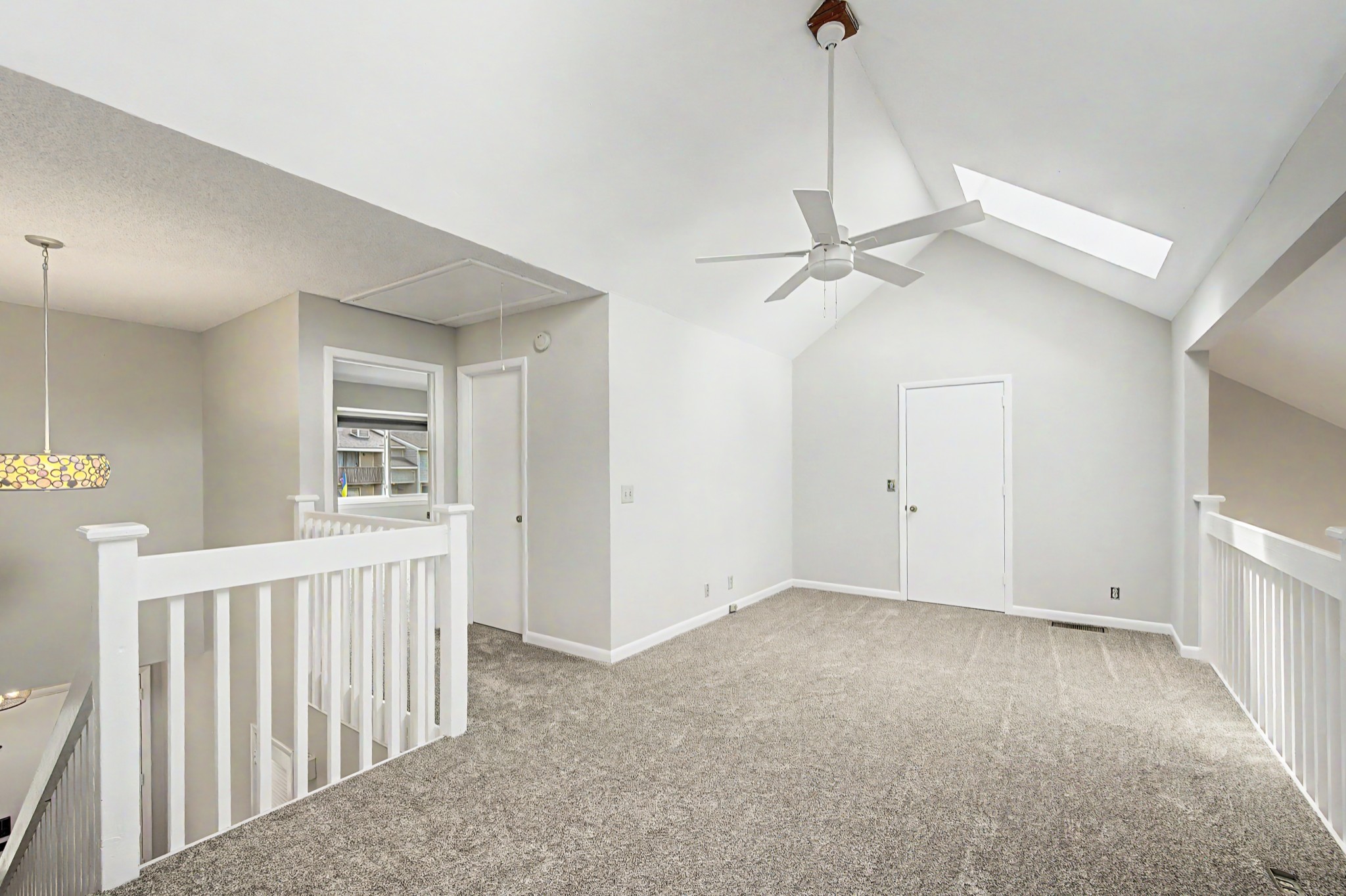 512 Belle Pointe Ct Unit: 512