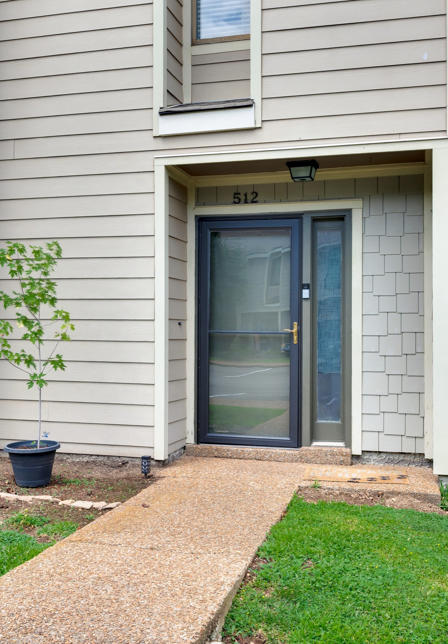 512 Belle Pointe Ct Unit: 512