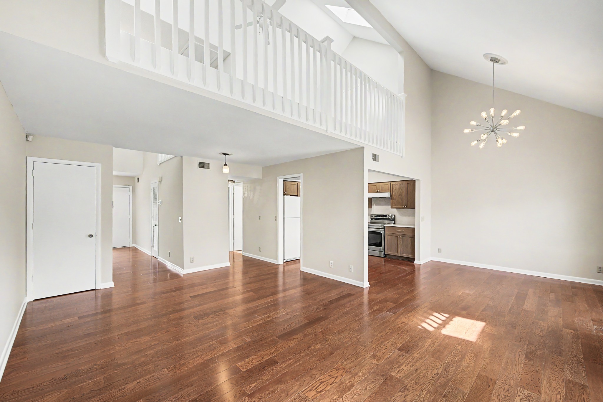 512 Belle Pointe Ct Unit: 512