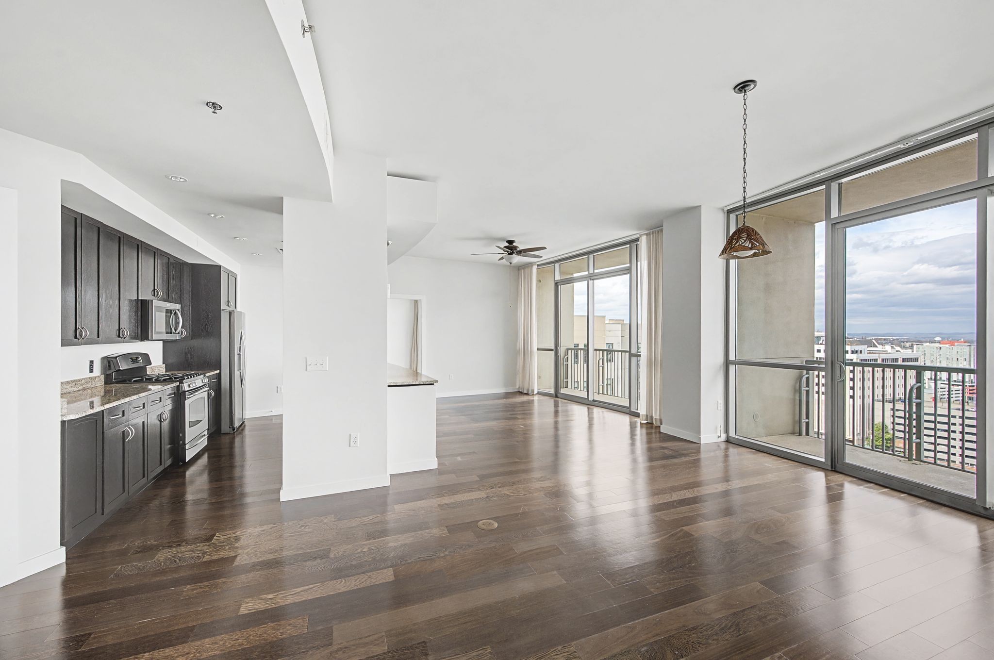 900 20th Ave, S Unit: 1615