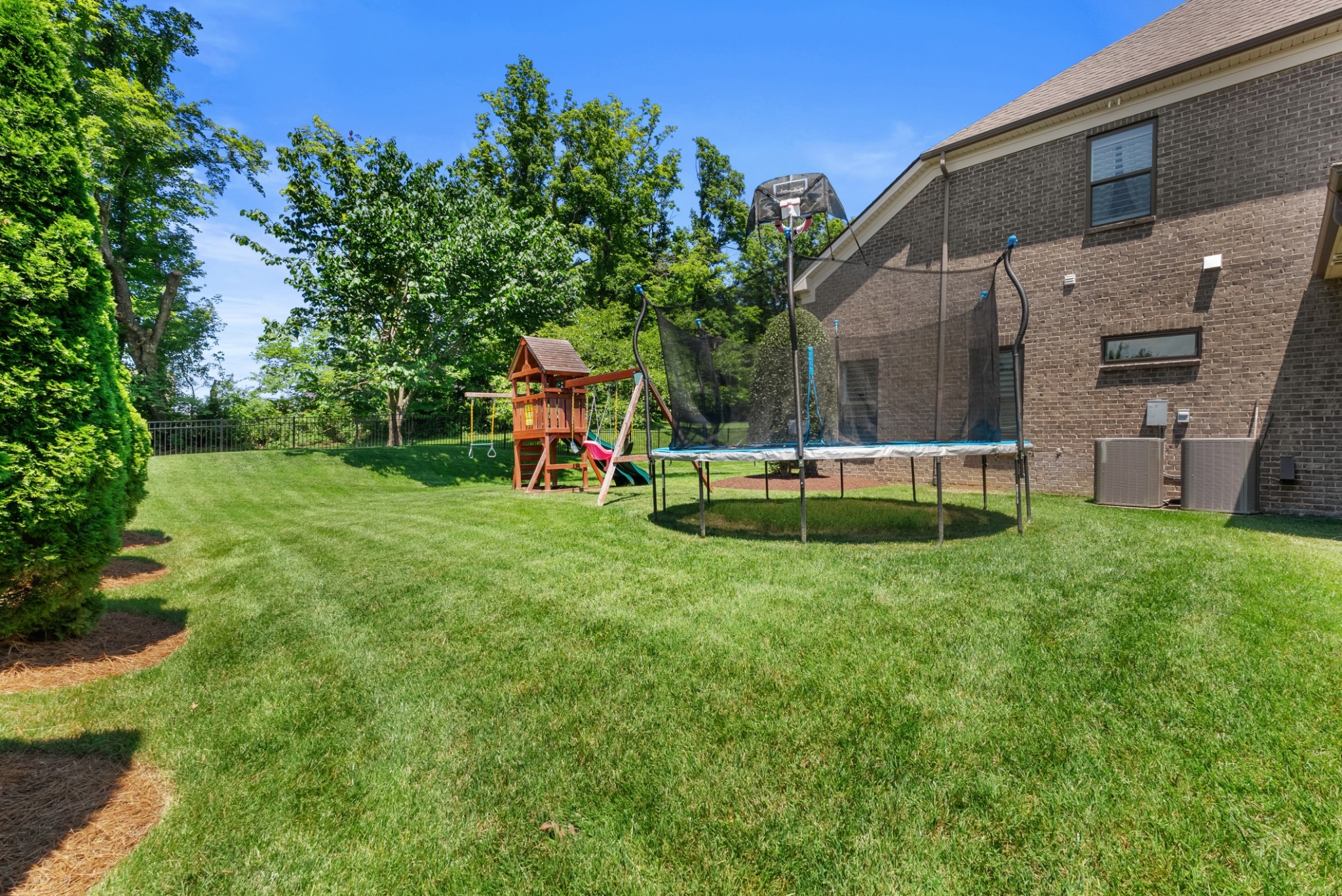 1801 Ivy Crest Dr