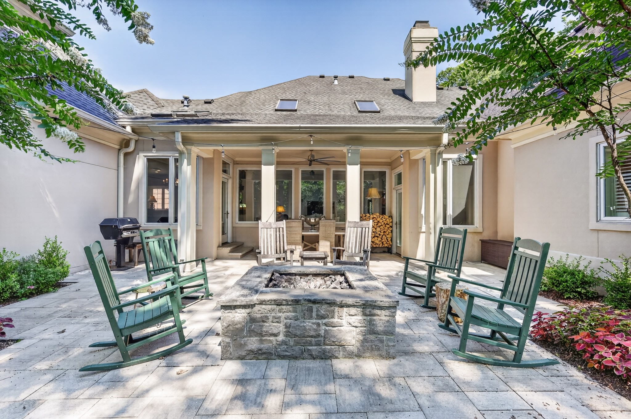 123 Dunham Springs Ln