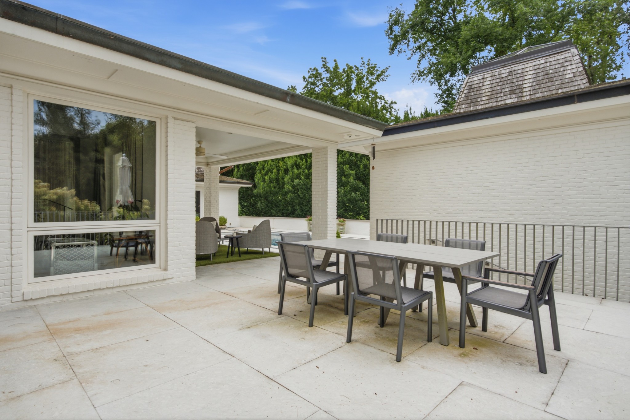 109 Westhampton Pl
