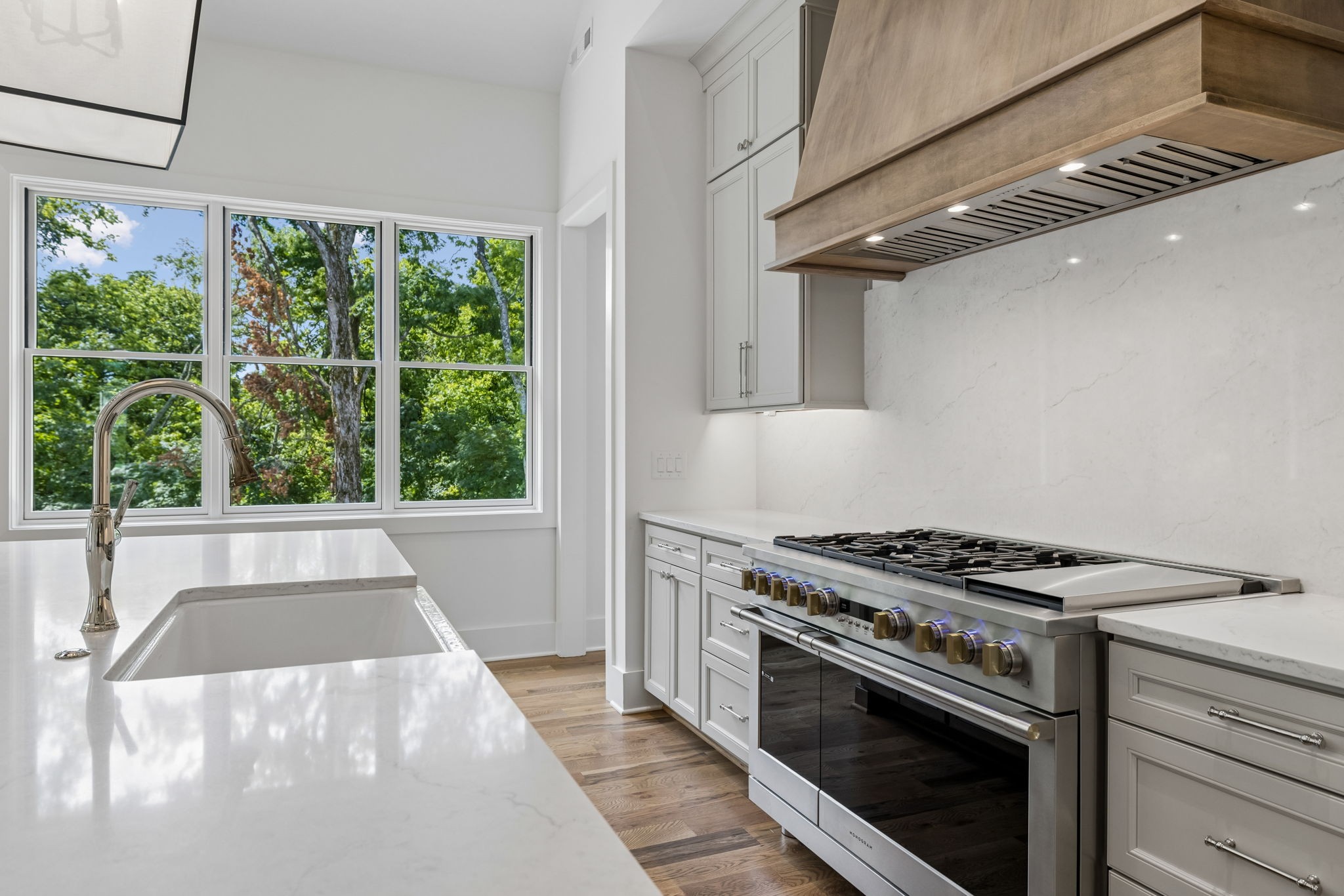 1646 Honeyman Pt