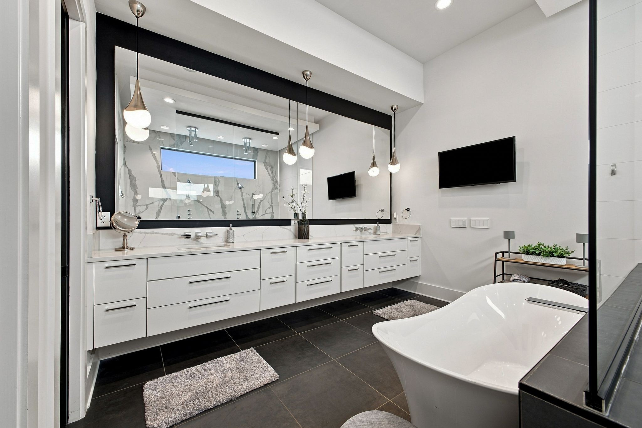 1143 Glendale Ln