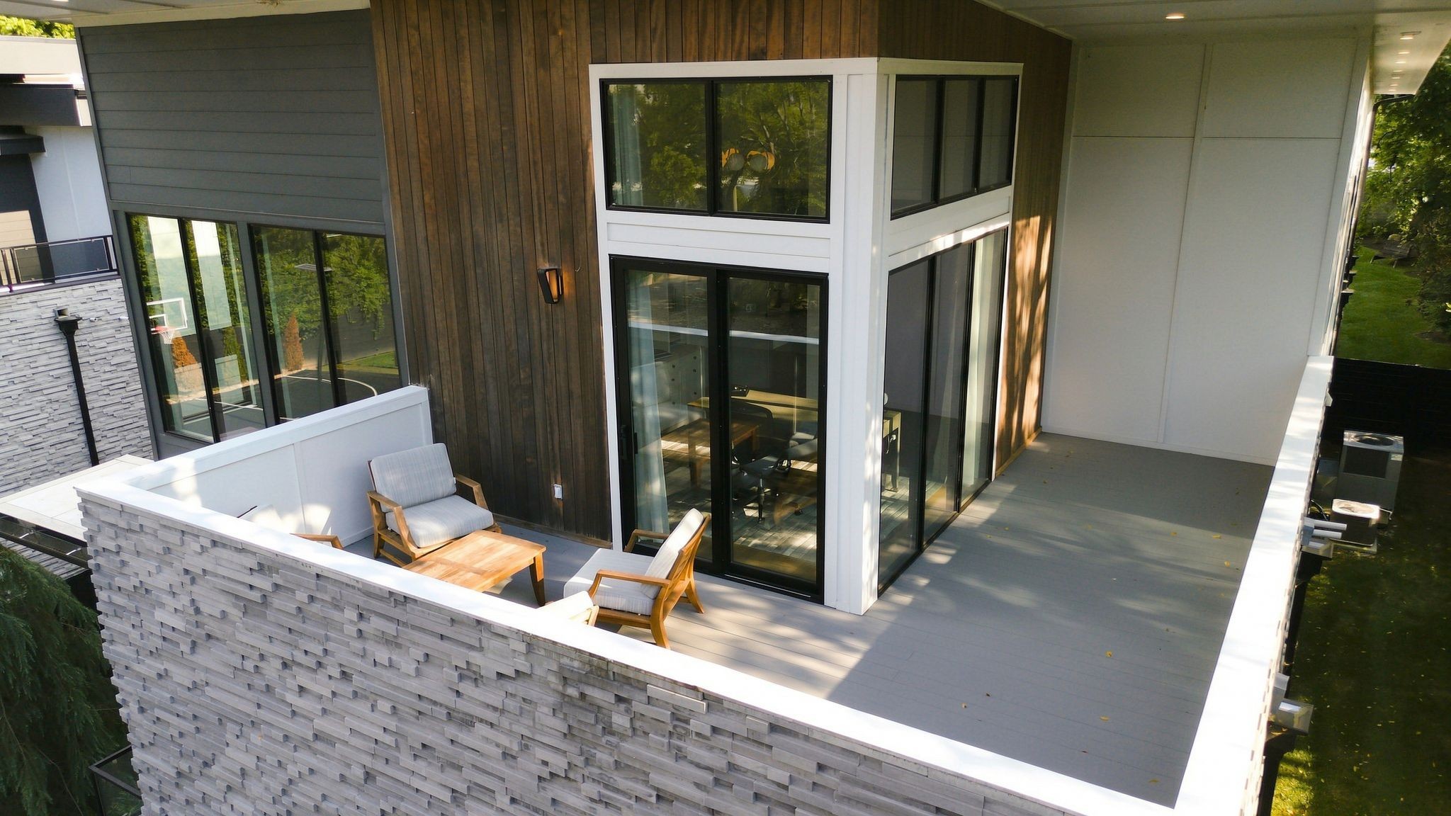 1143 Glendale Ln