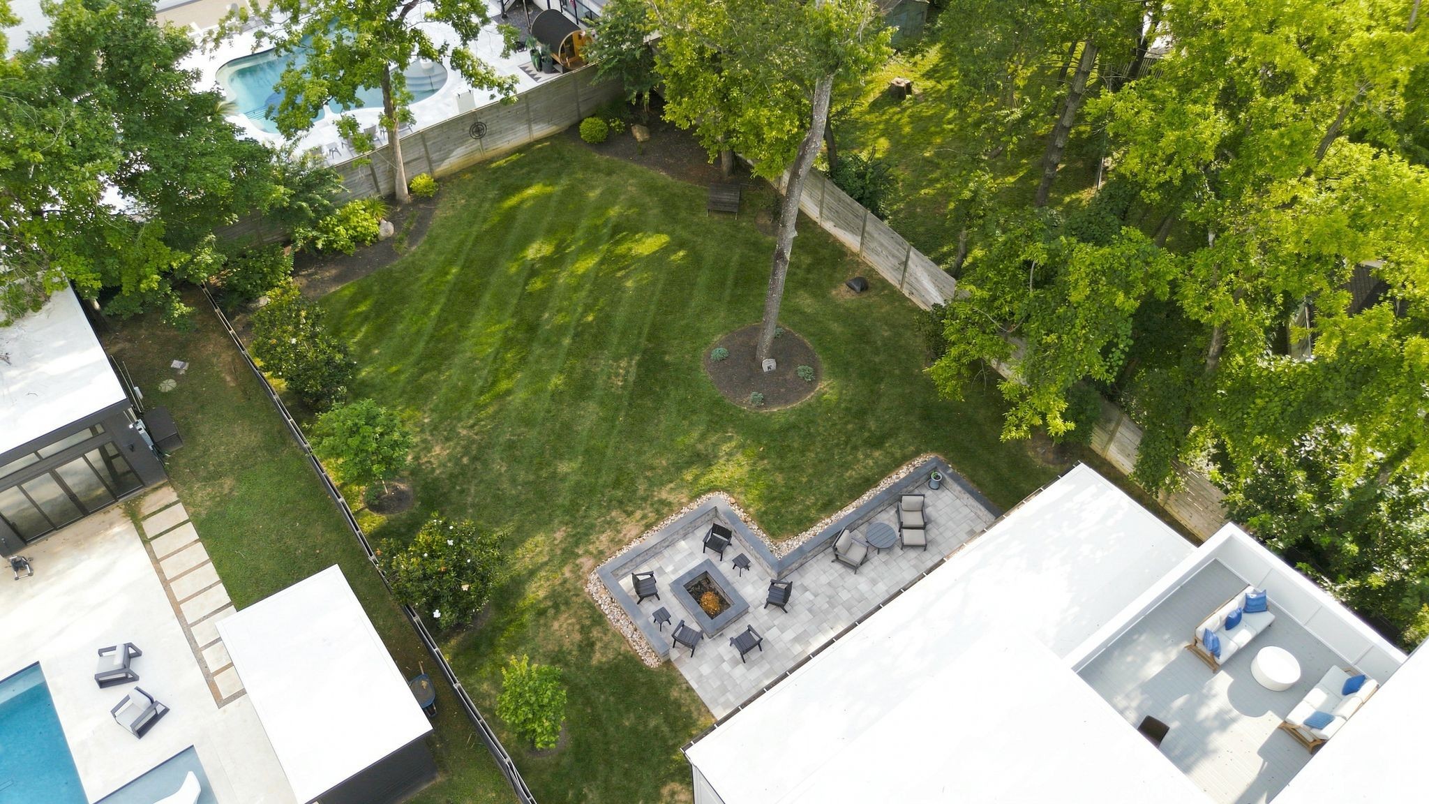 1143 Glendale Ln