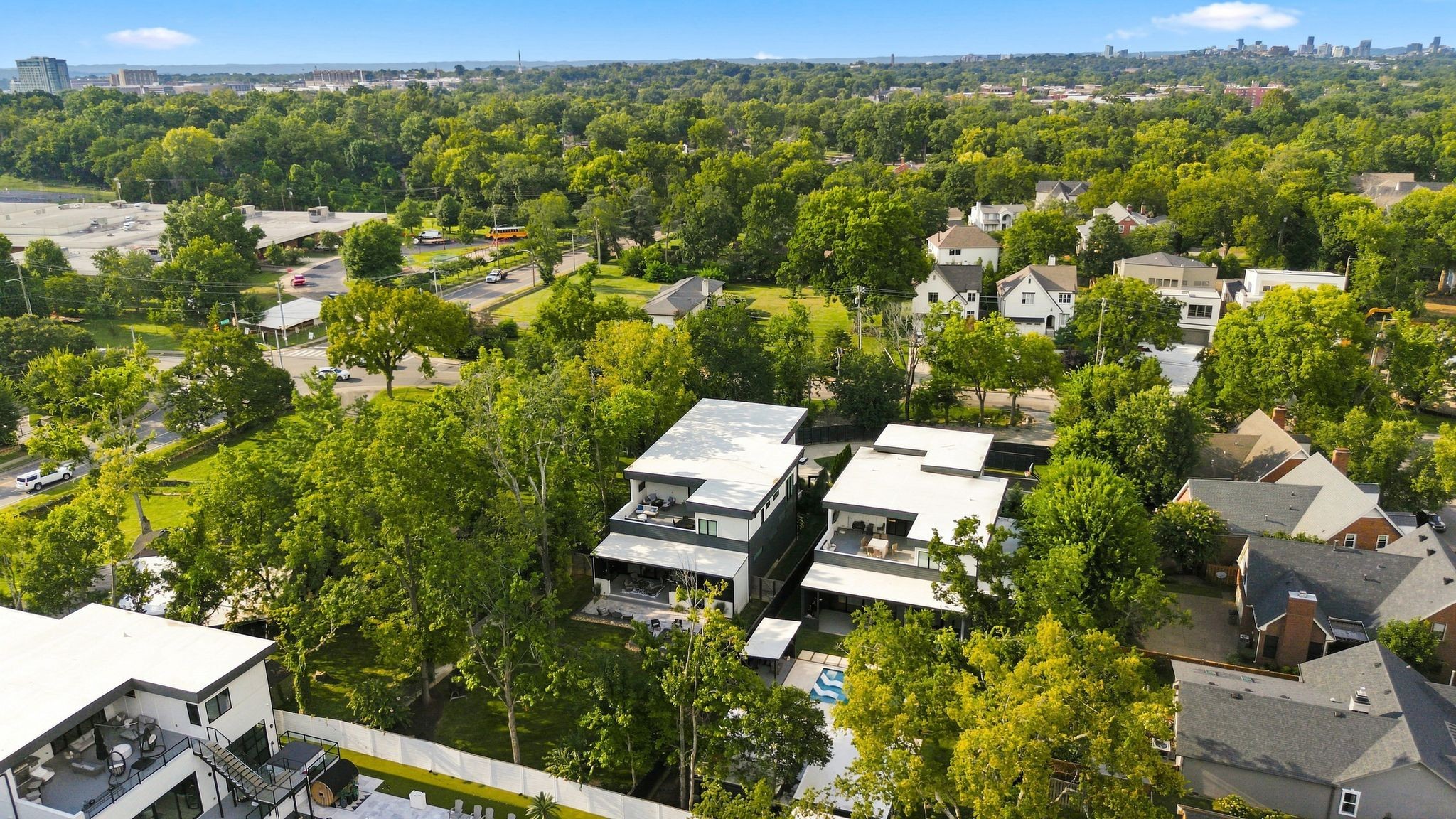 1143 Glendale Ln