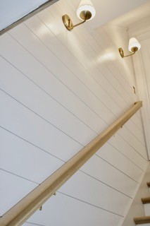 4401 Iroquois Ave