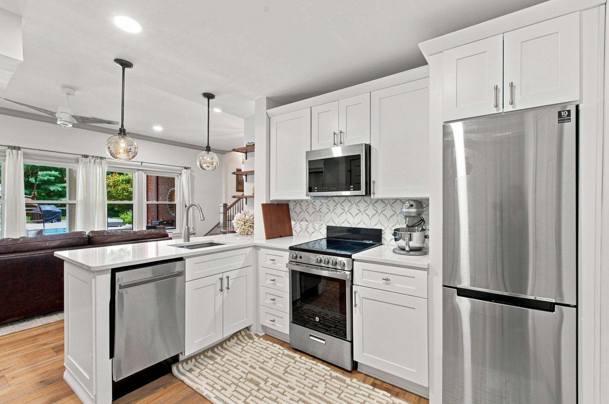 3026 Trotters Ln