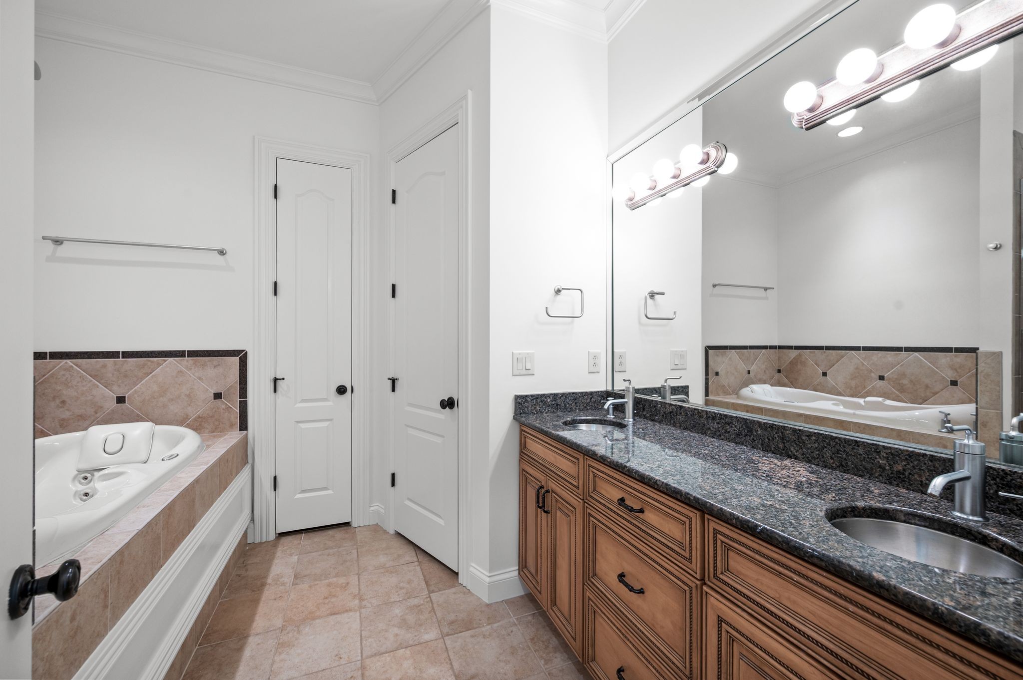 3 Prestwick Pl
