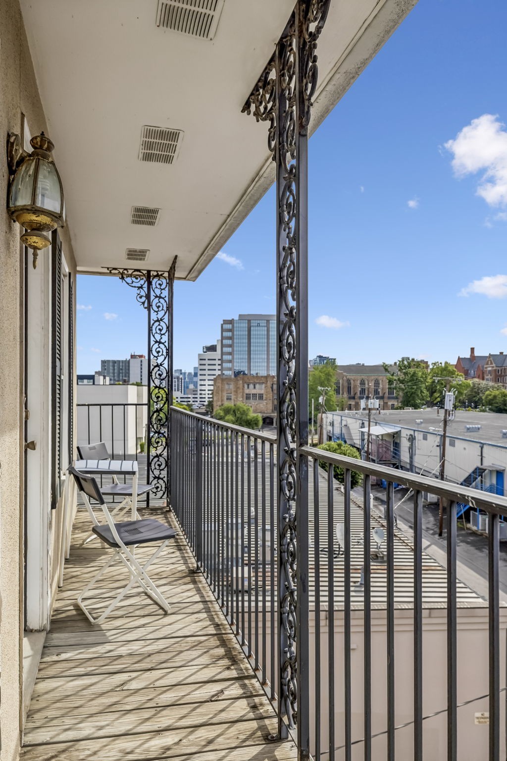 2325 Elliston Pl Unit: 401