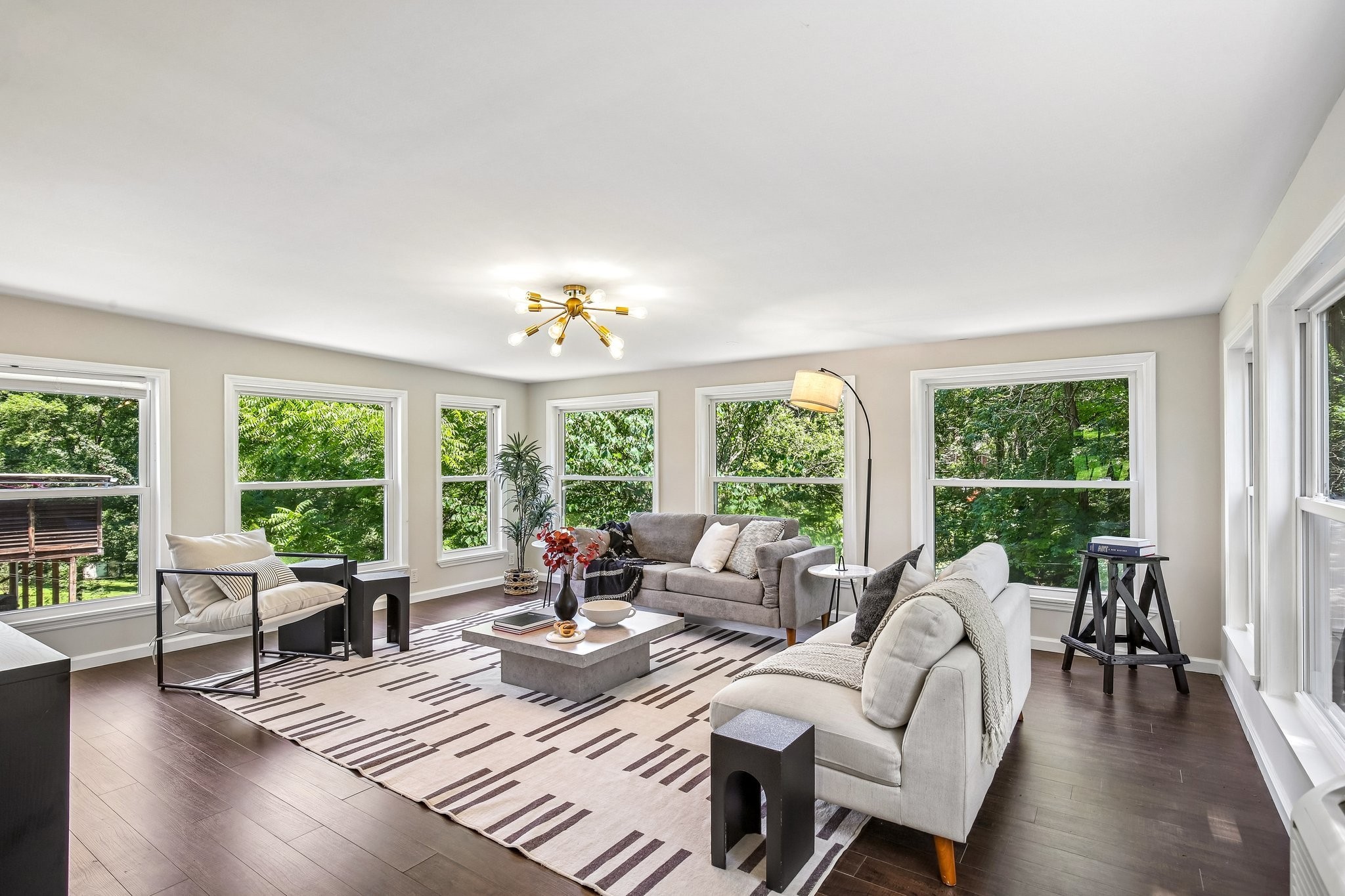 814 Kendall Dr