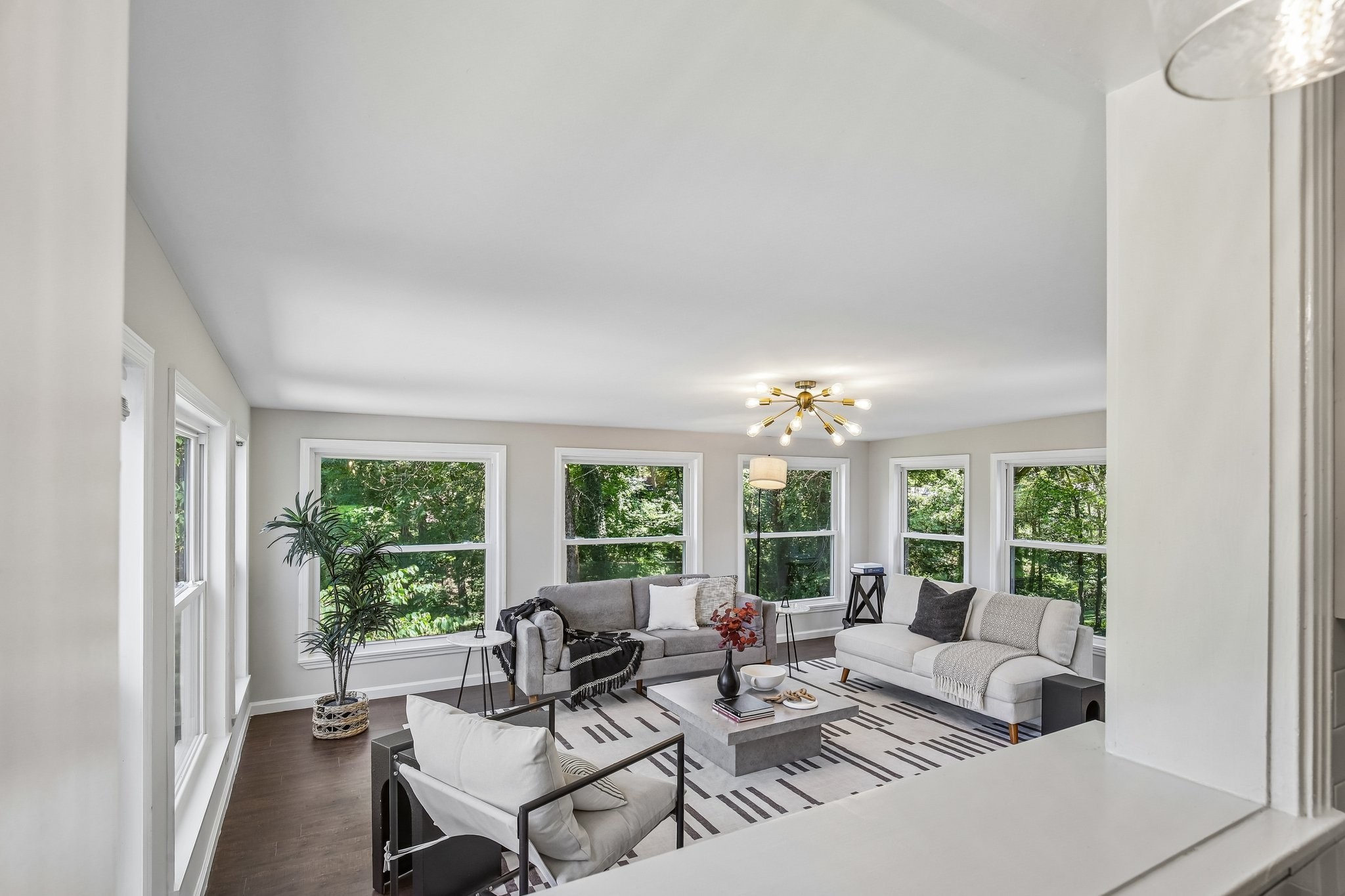 814 Kendall Dr