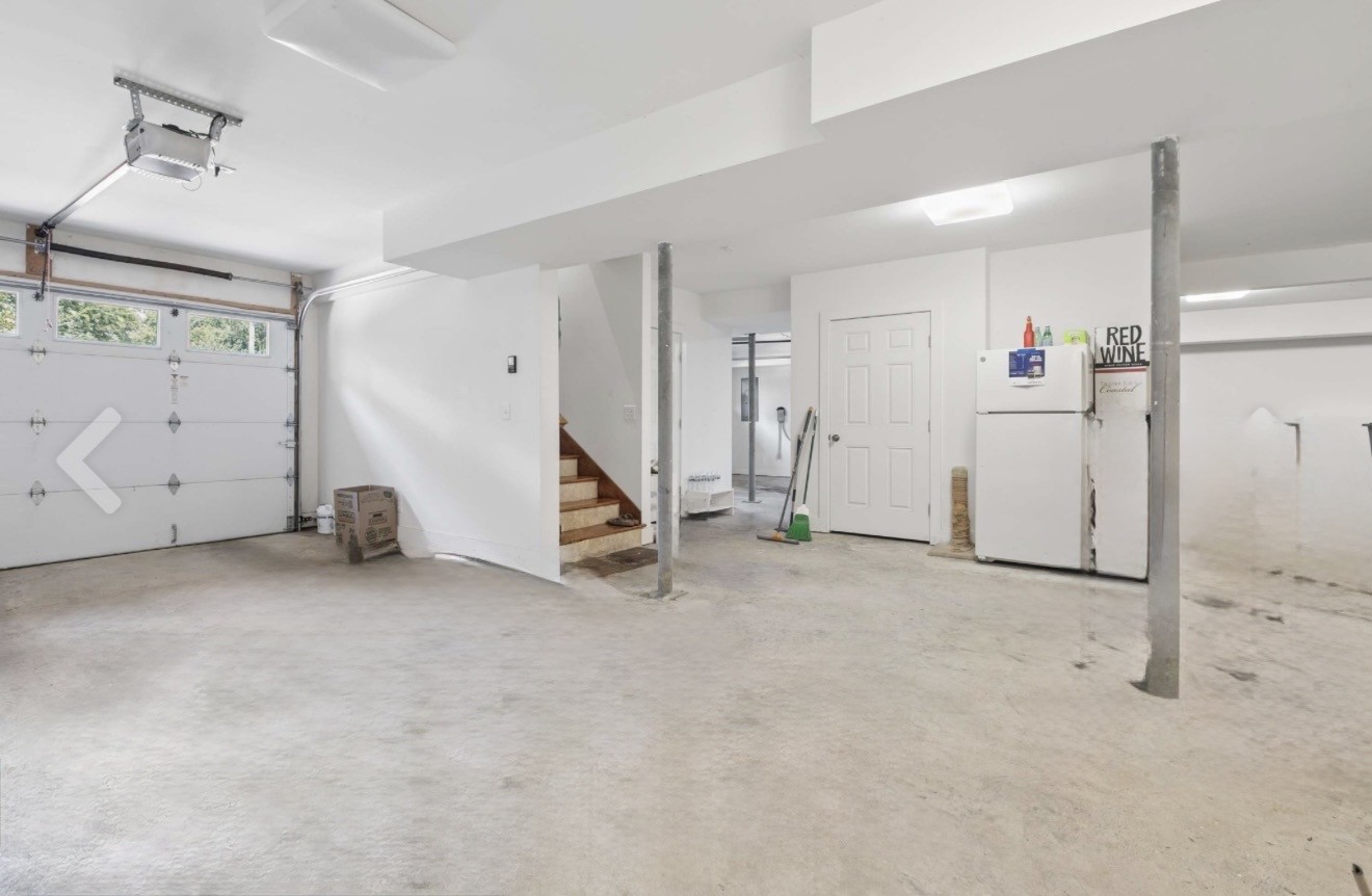 2115 Sharondale Dr