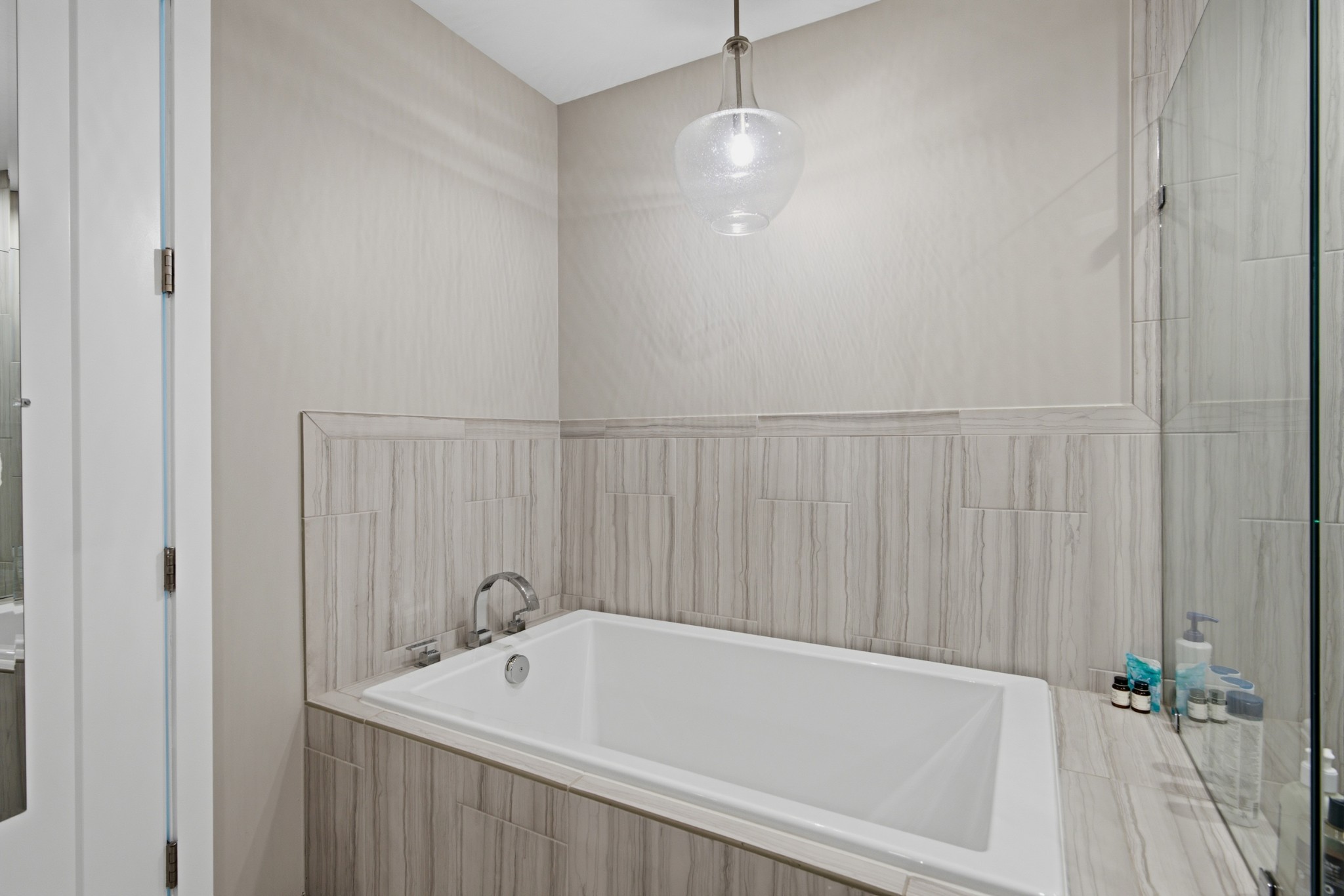 3000 Poston Ave Unit: 405