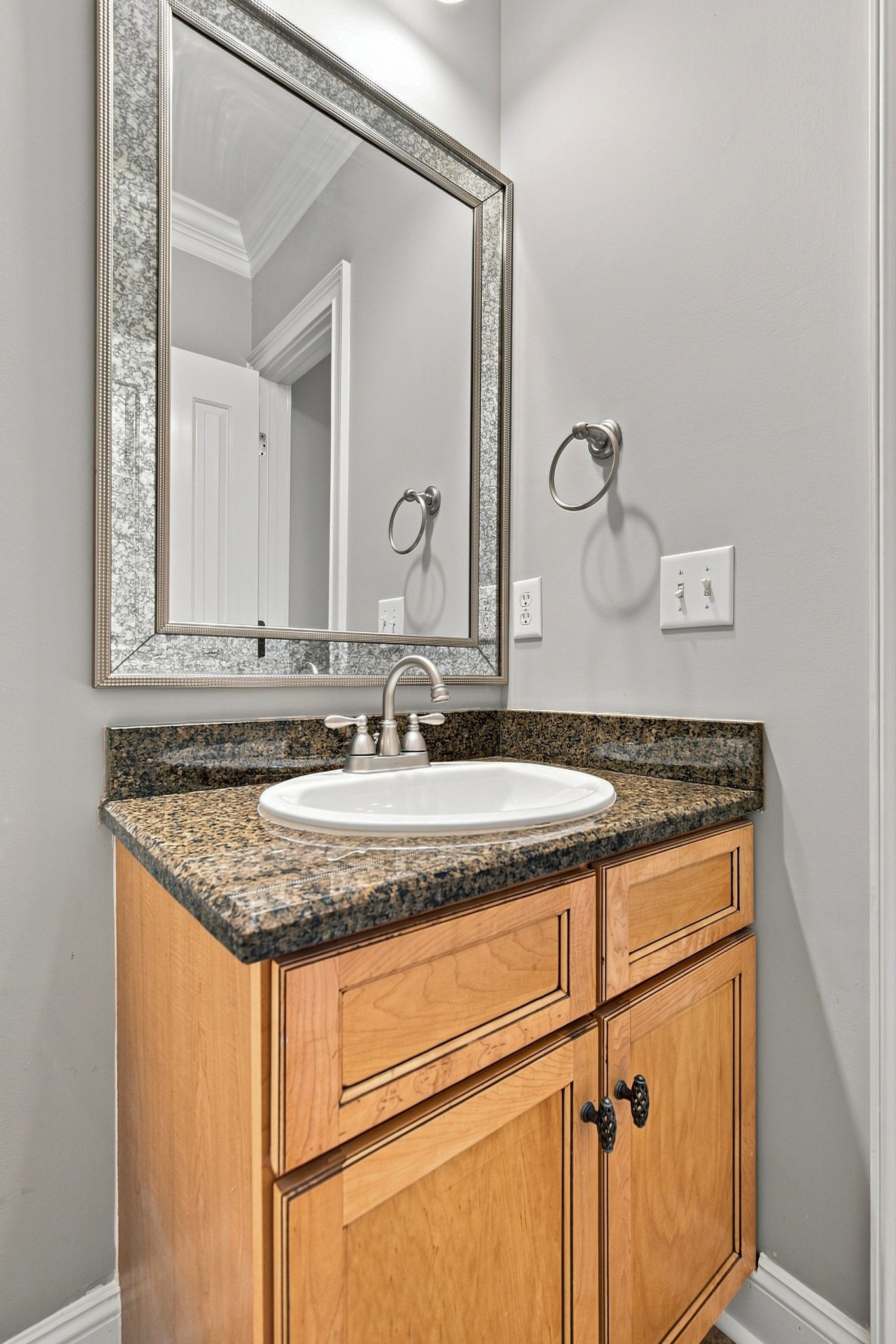 4216 Hillsboro Pike