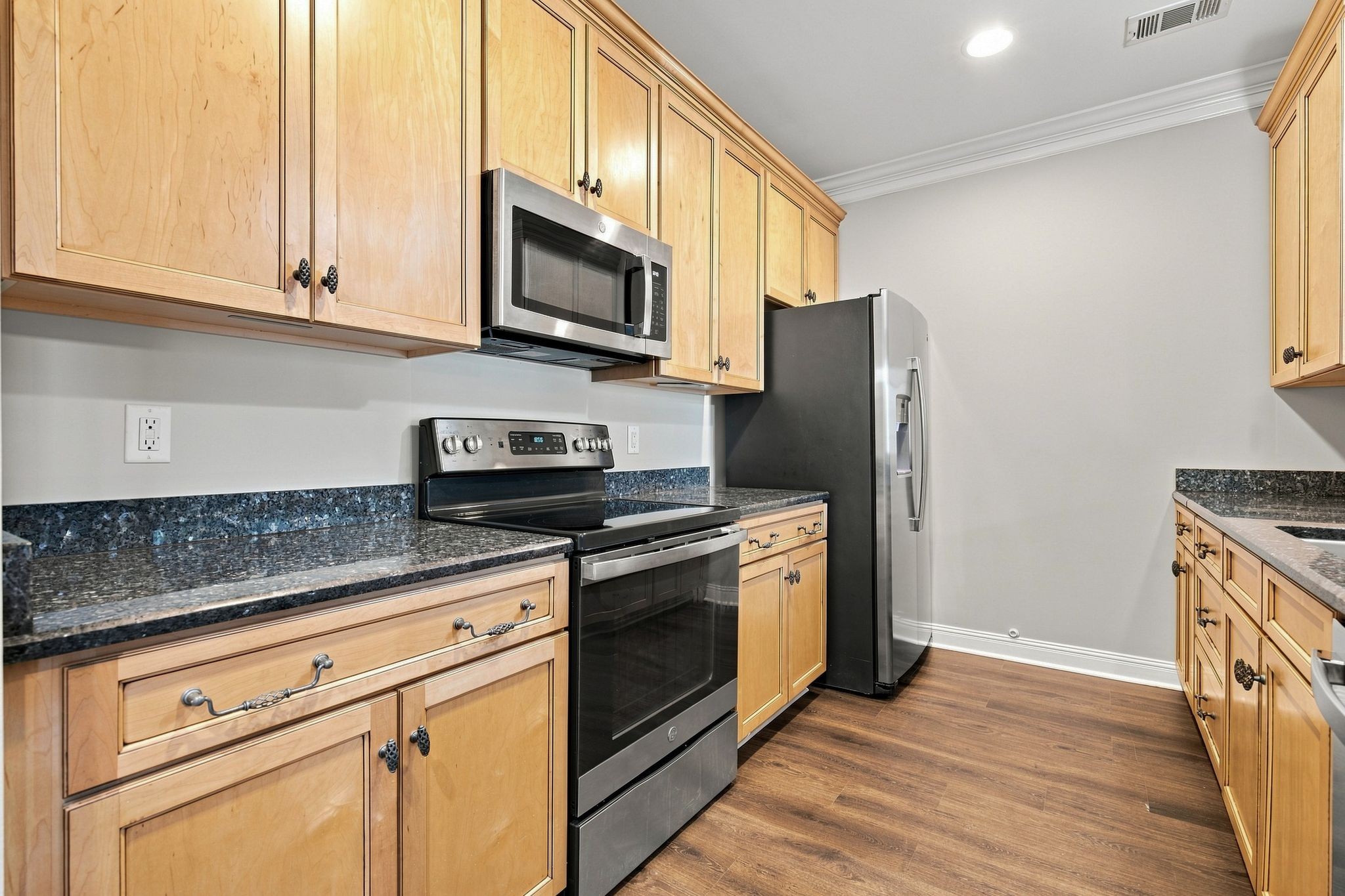 4216 Hillsboro Pike