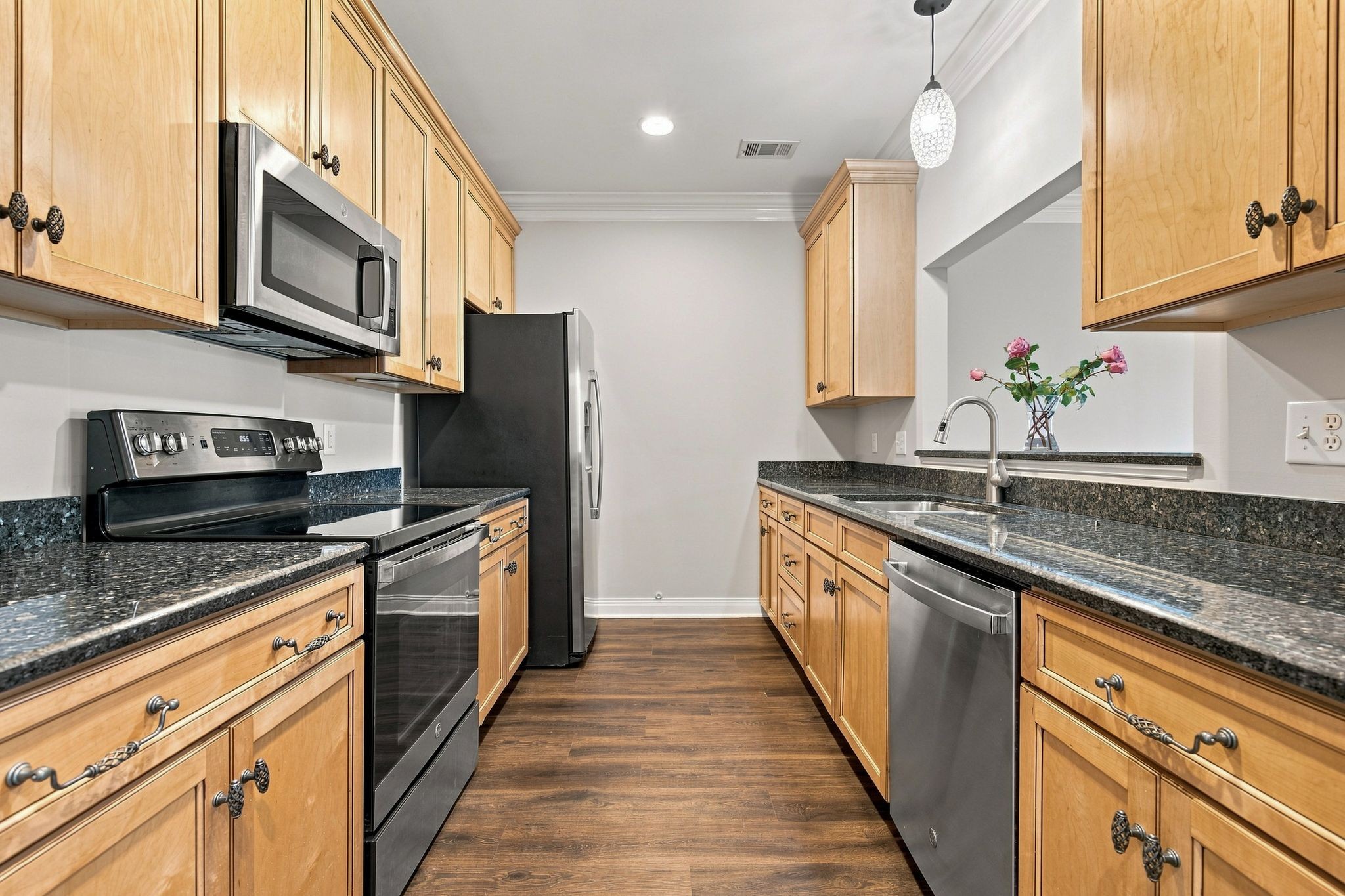 4216 Hillsboro Pike