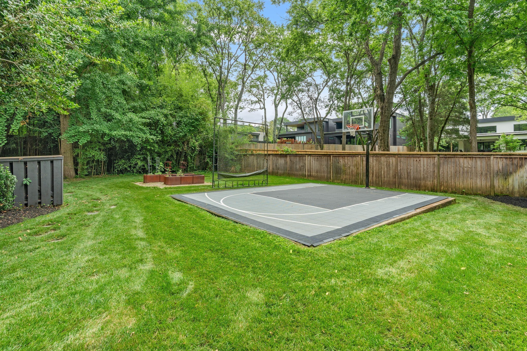 3907 Trimble Rd