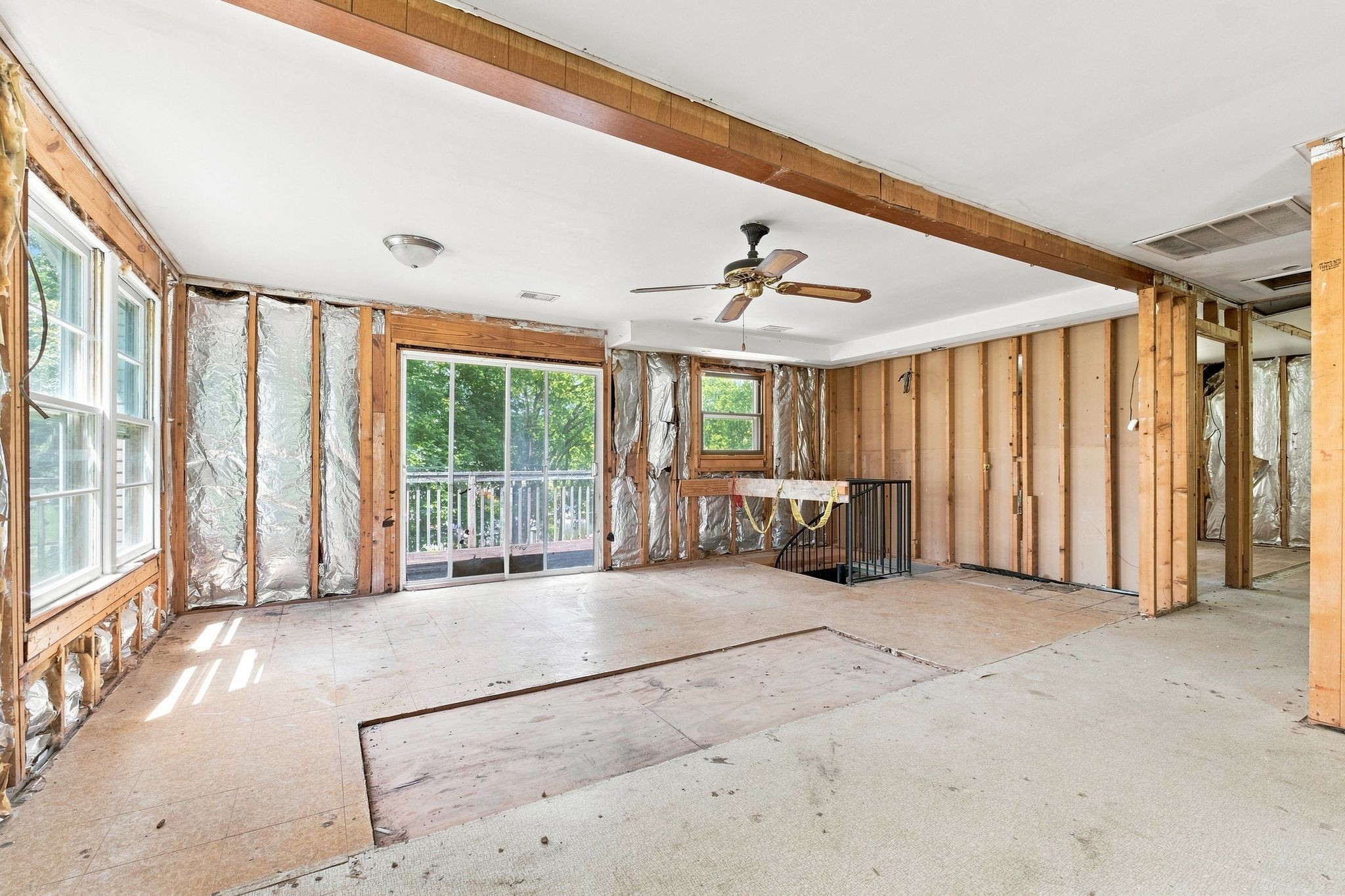 148 Sunset Dr