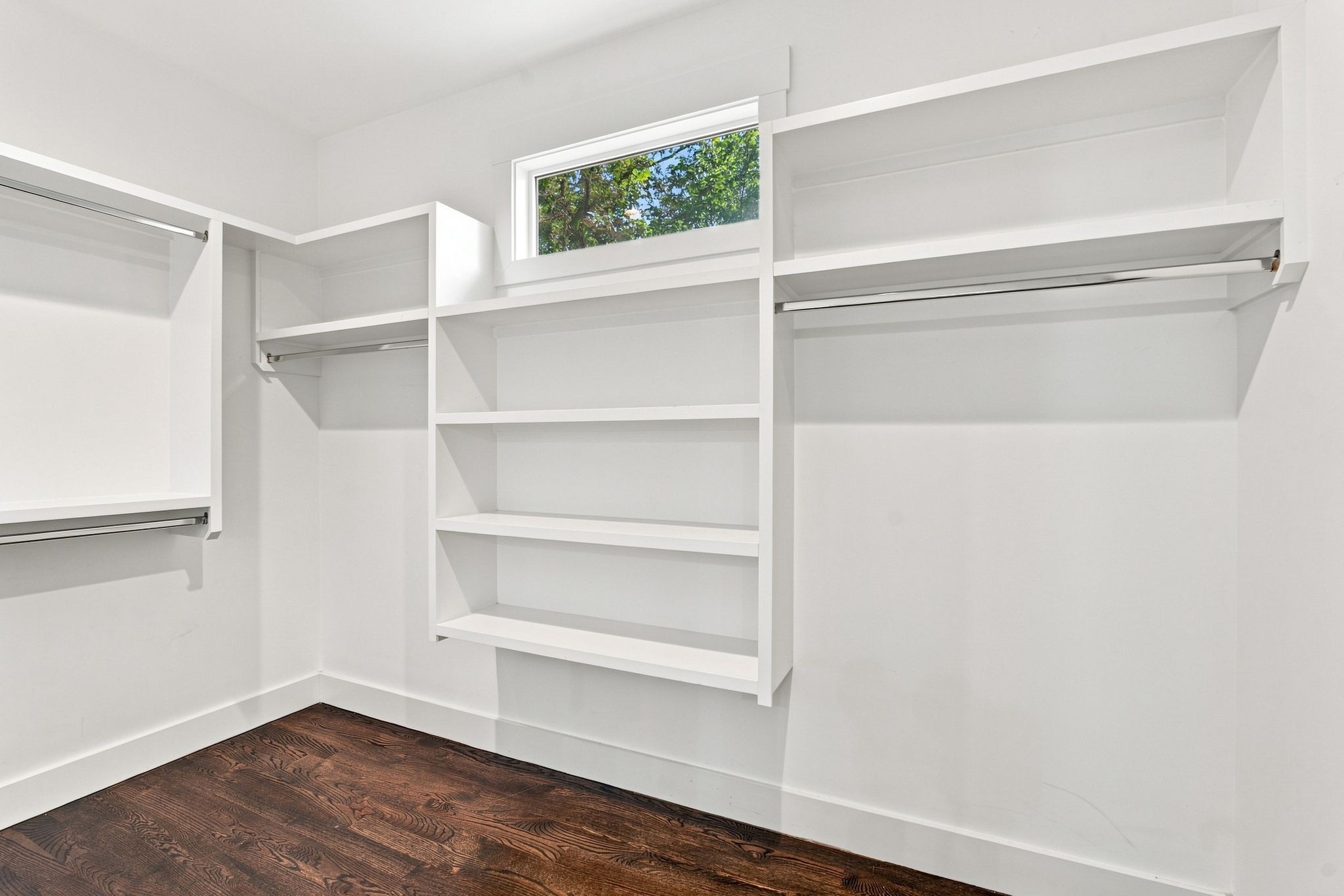 702B Waco Dr