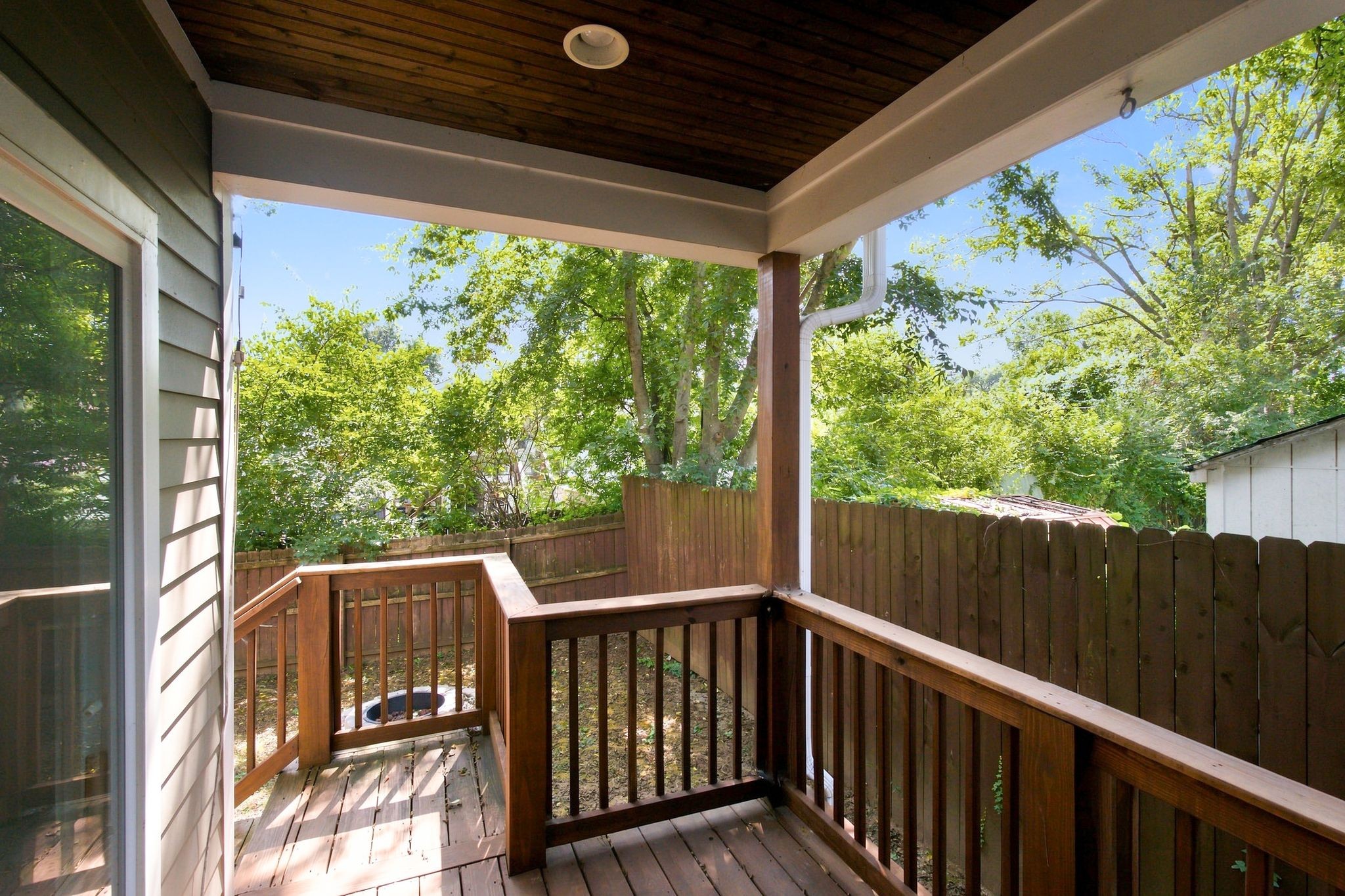 702B Waco Dr