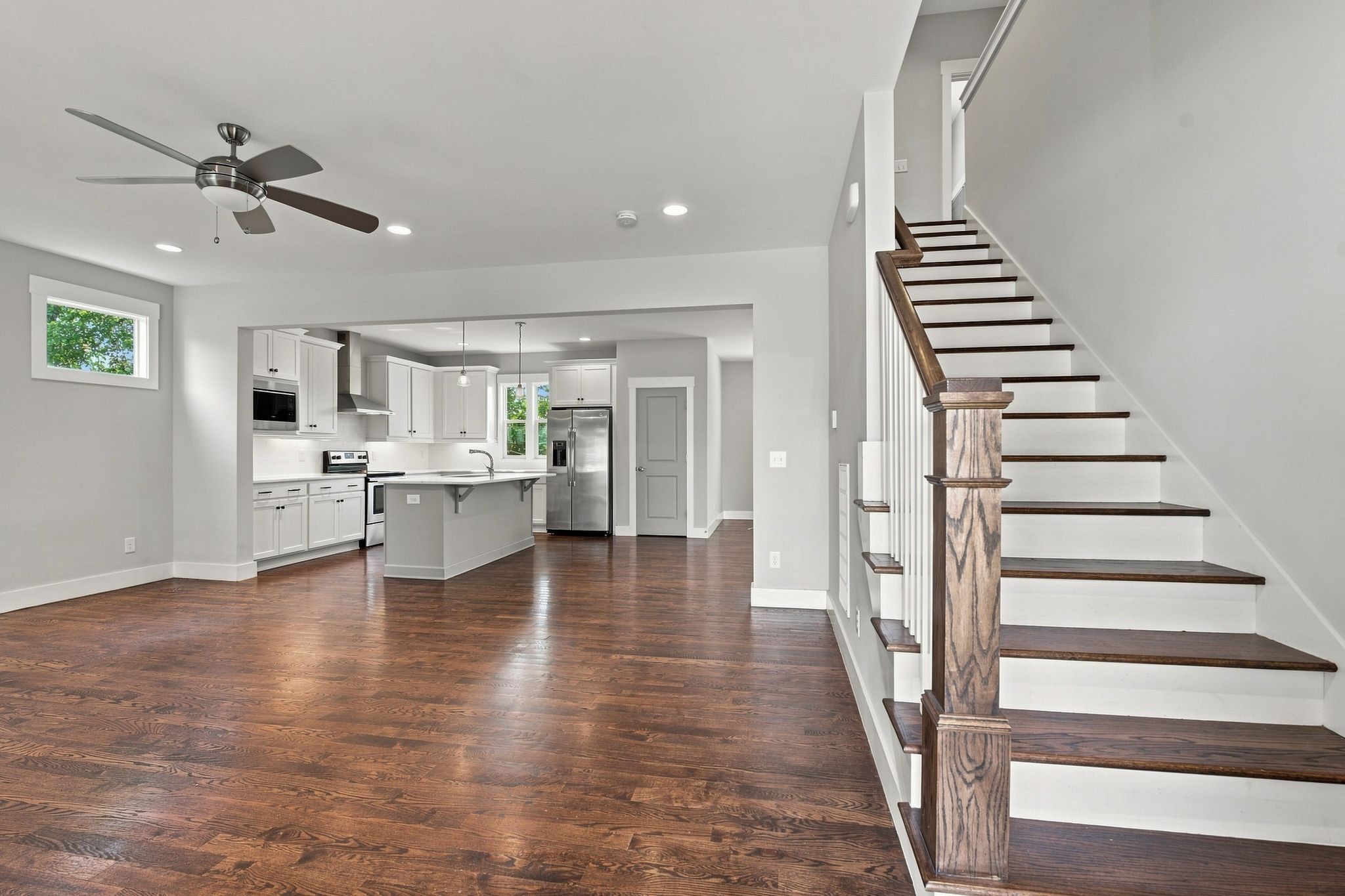 702B Waco Dr