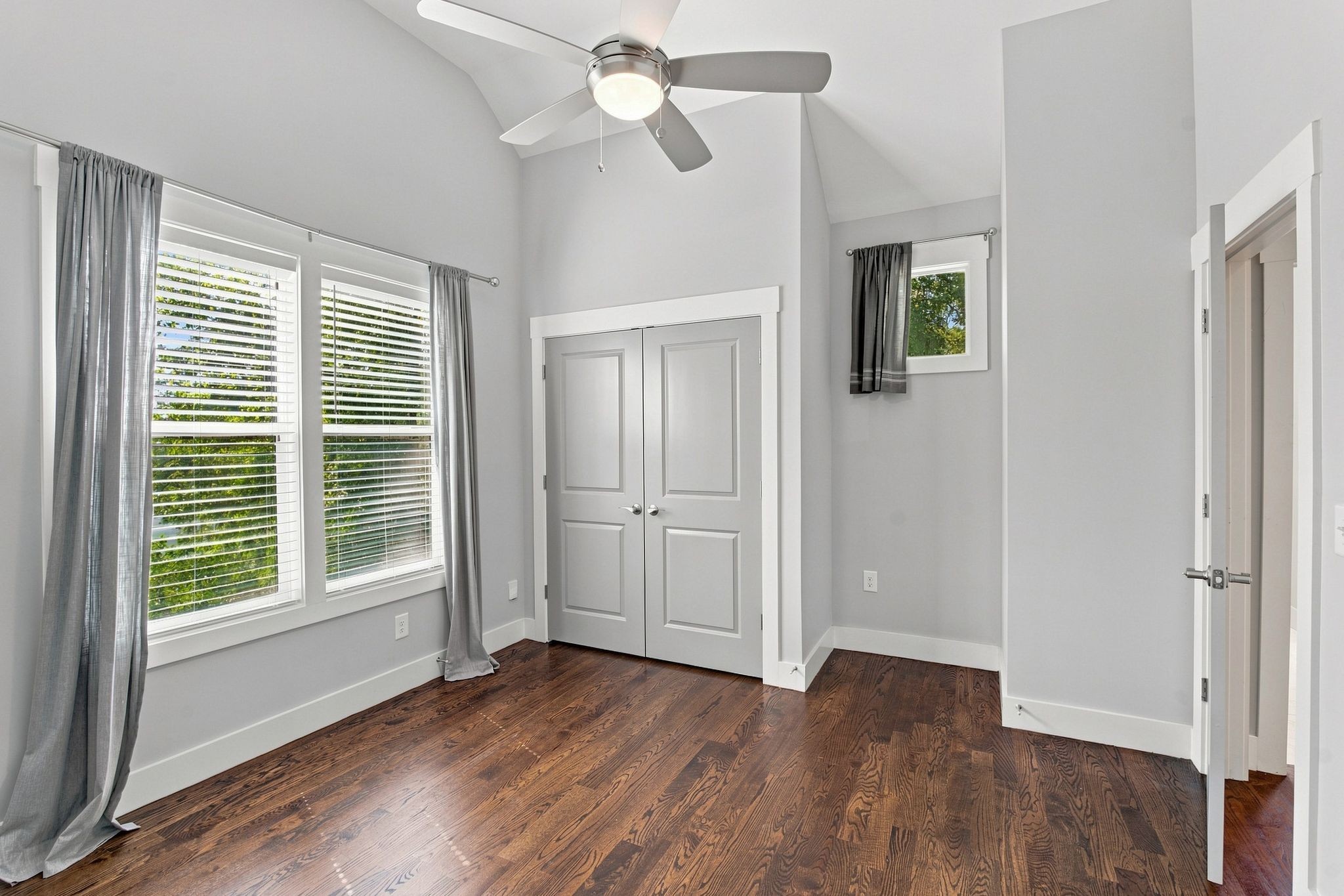 702B Waco Dr