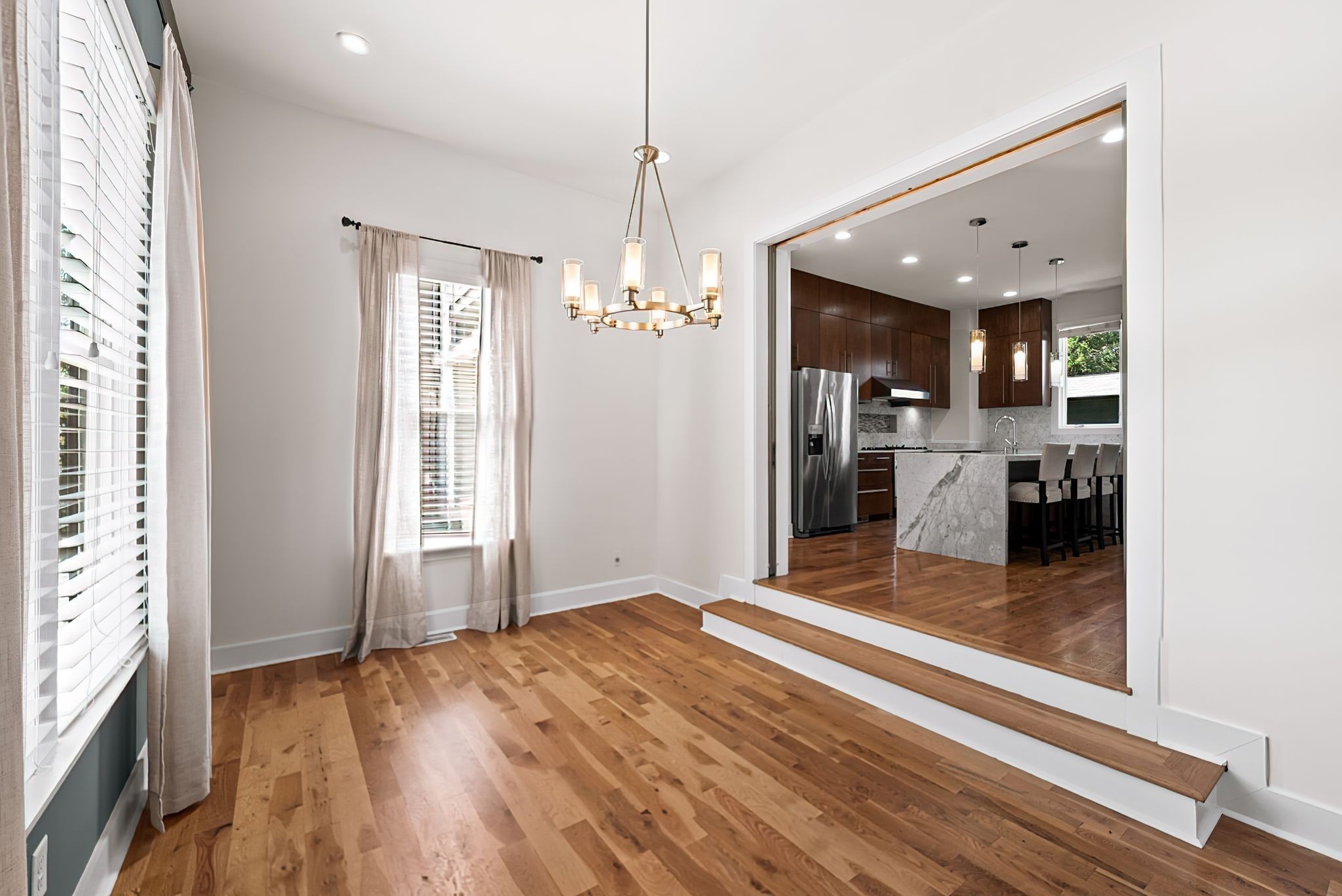 2115 Grantland Ave
