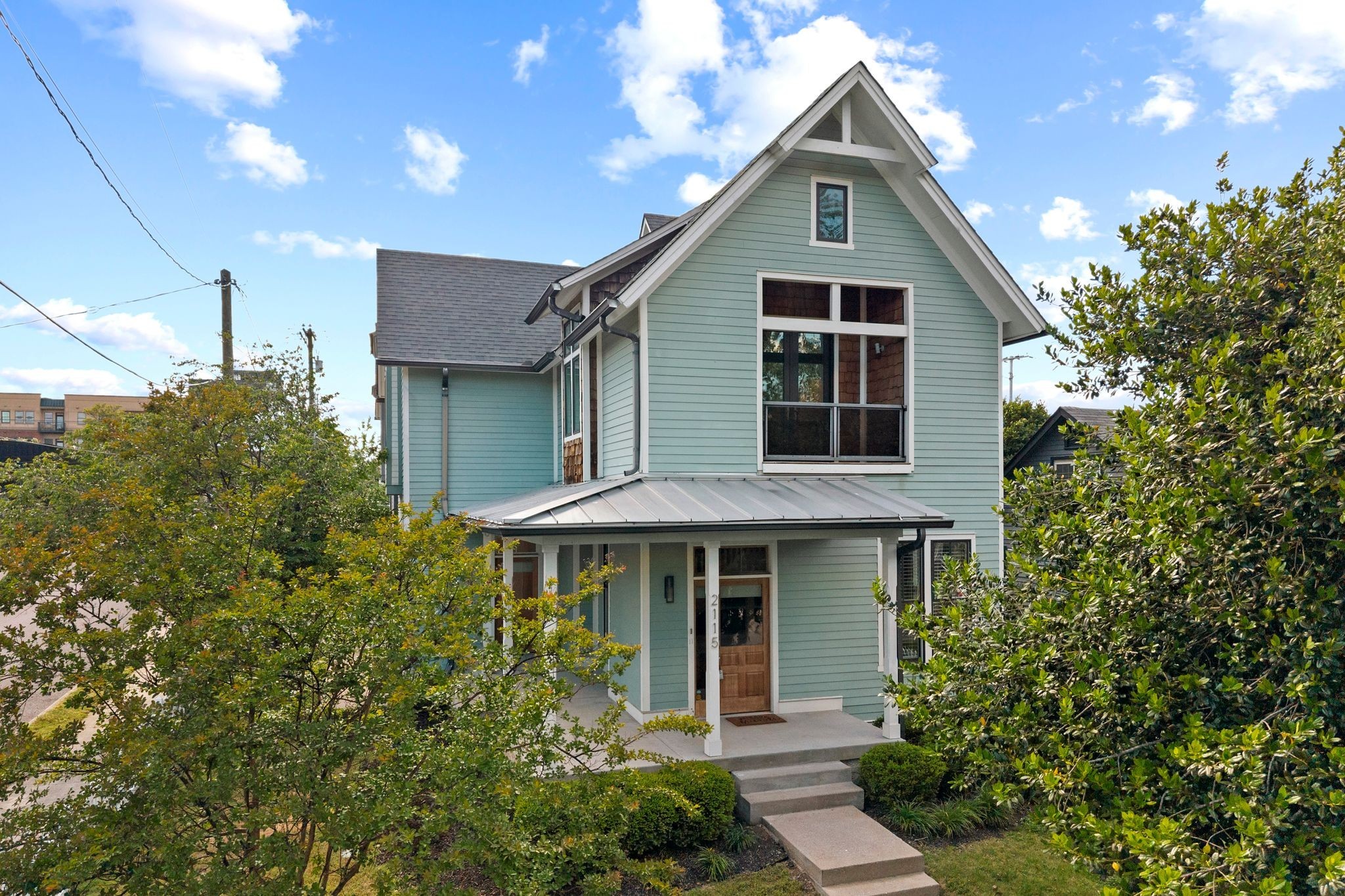2115 Grantland Ave