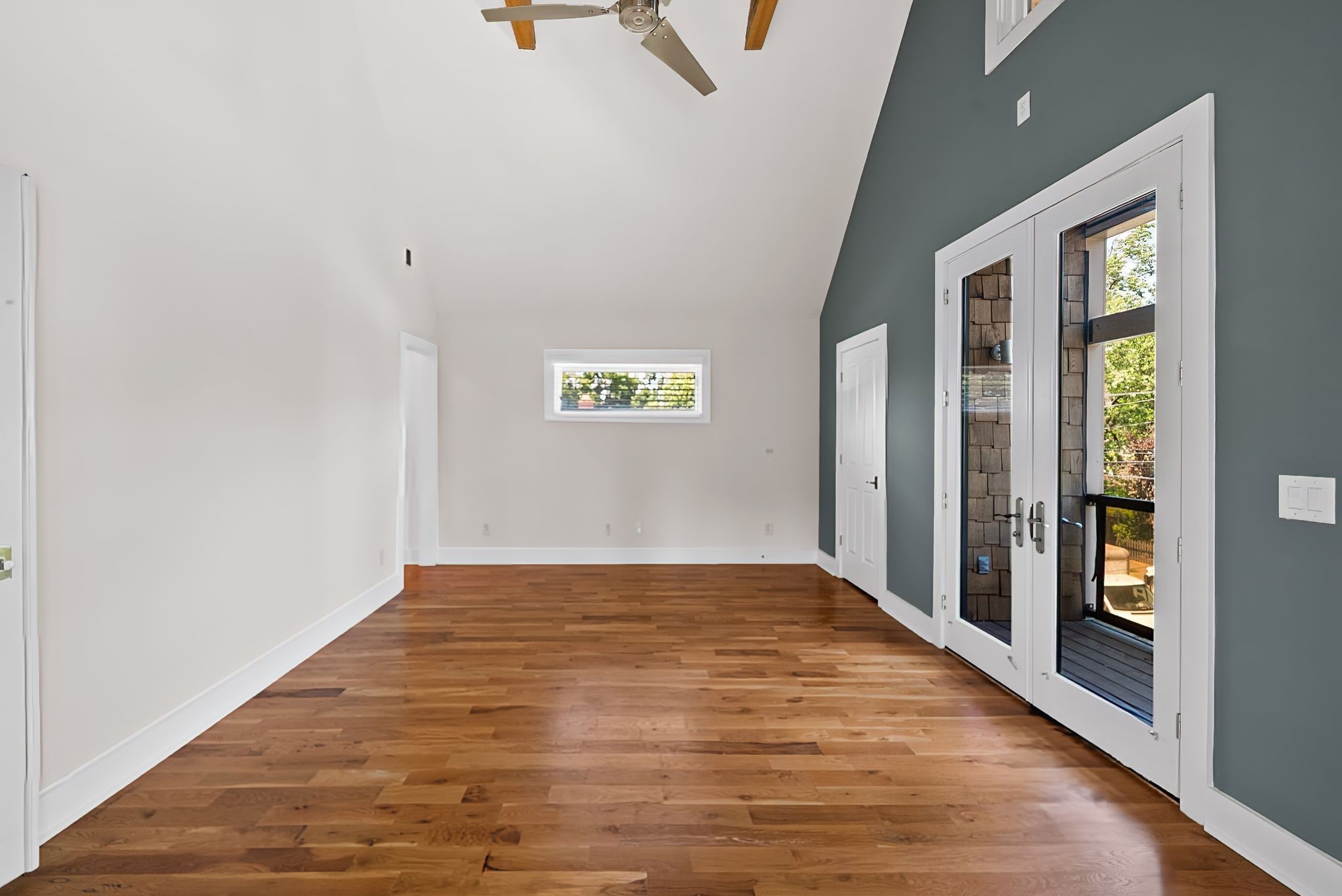 2115 Grantland Ave