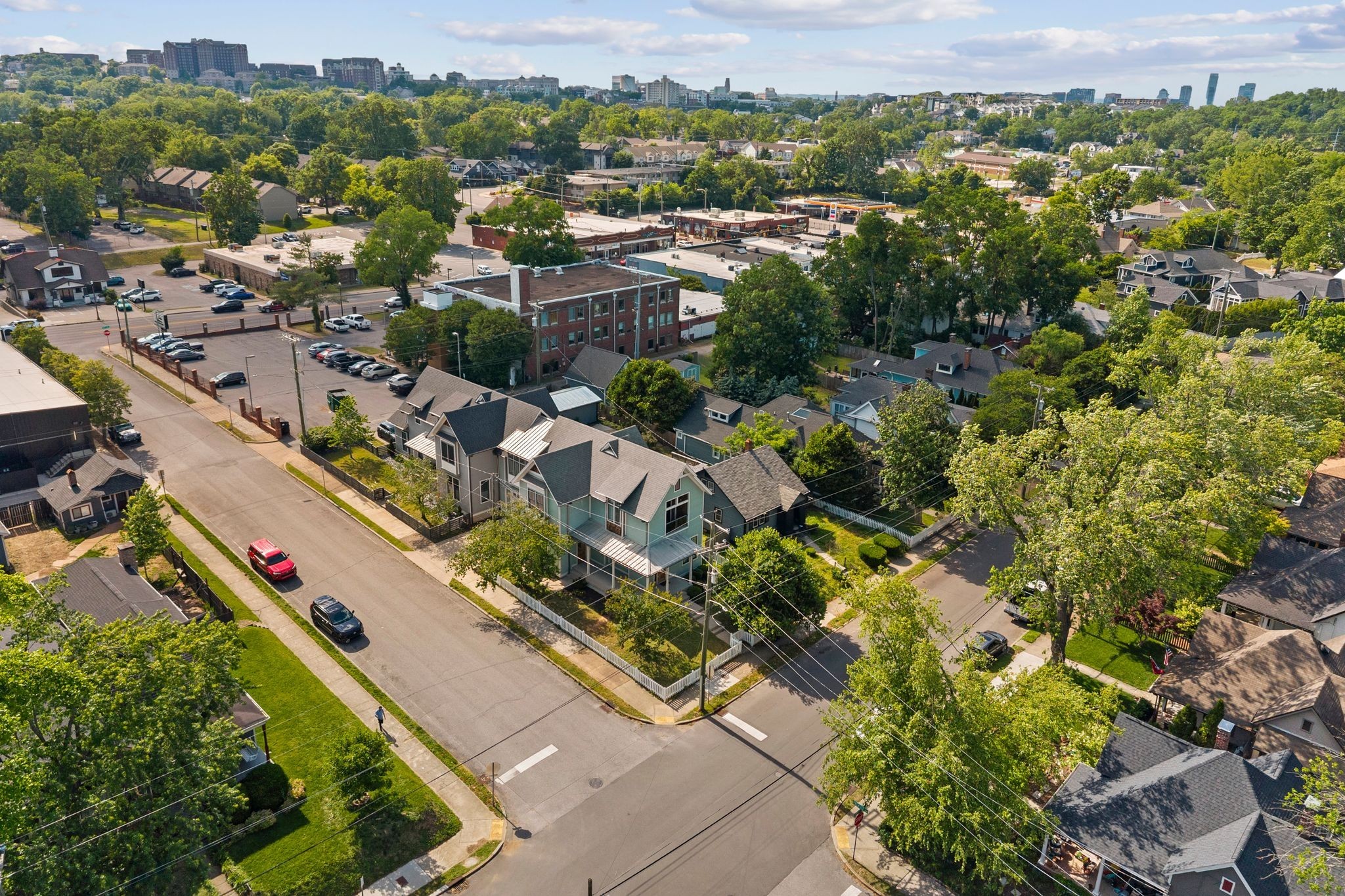 2115 Grantland Ave