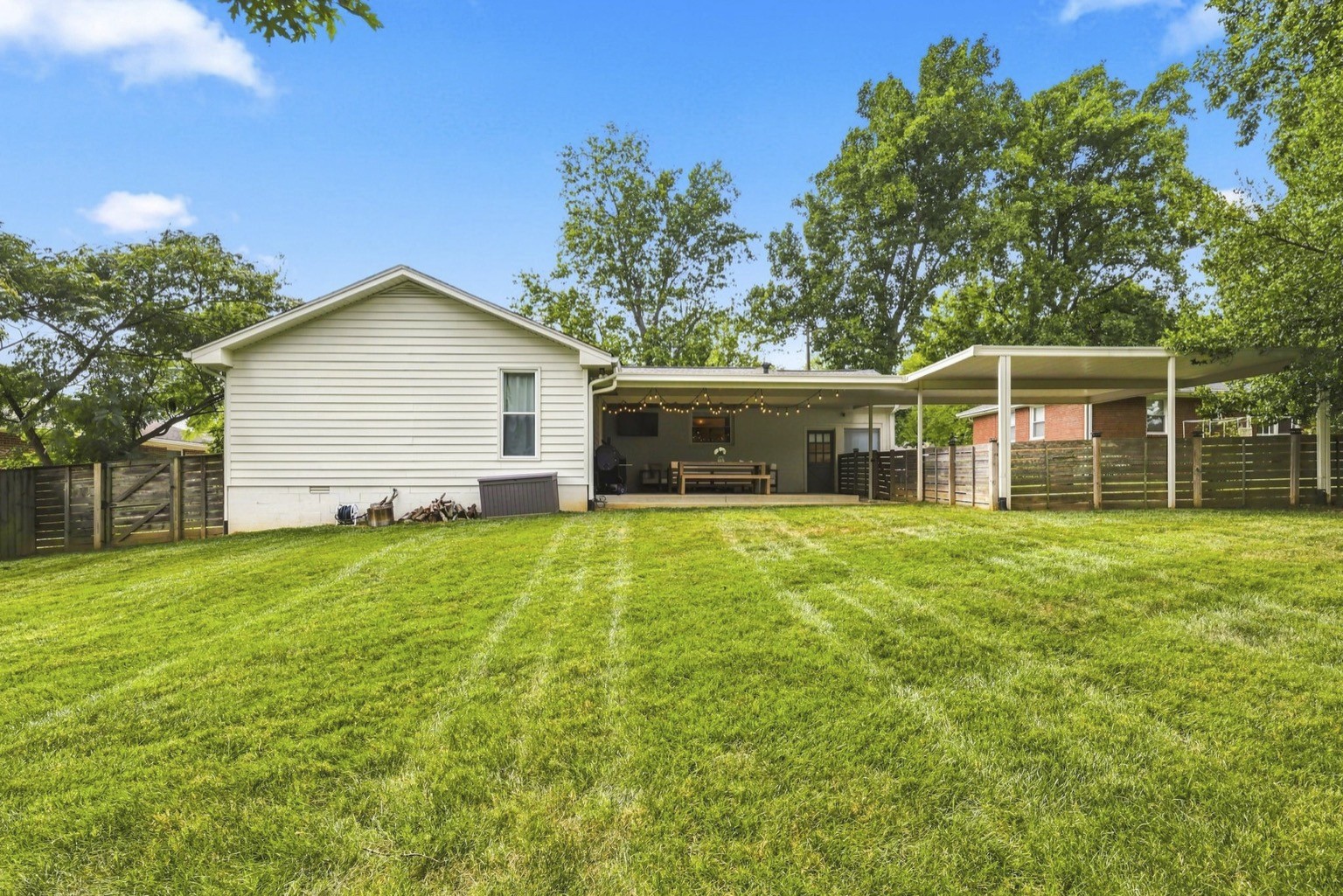 5006 Churchill Dr