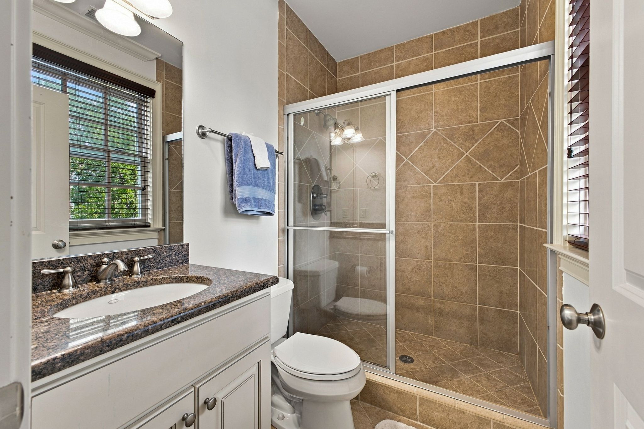 3180 Parthenon Ave Unit: 110