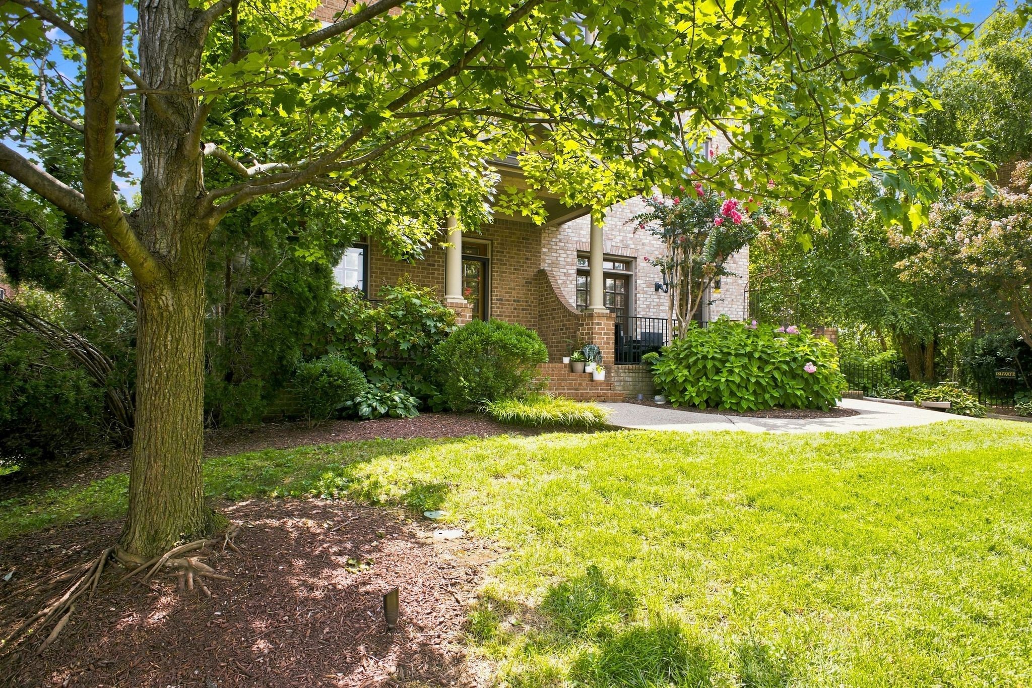 3180 Parthenon Ave Unit: 110