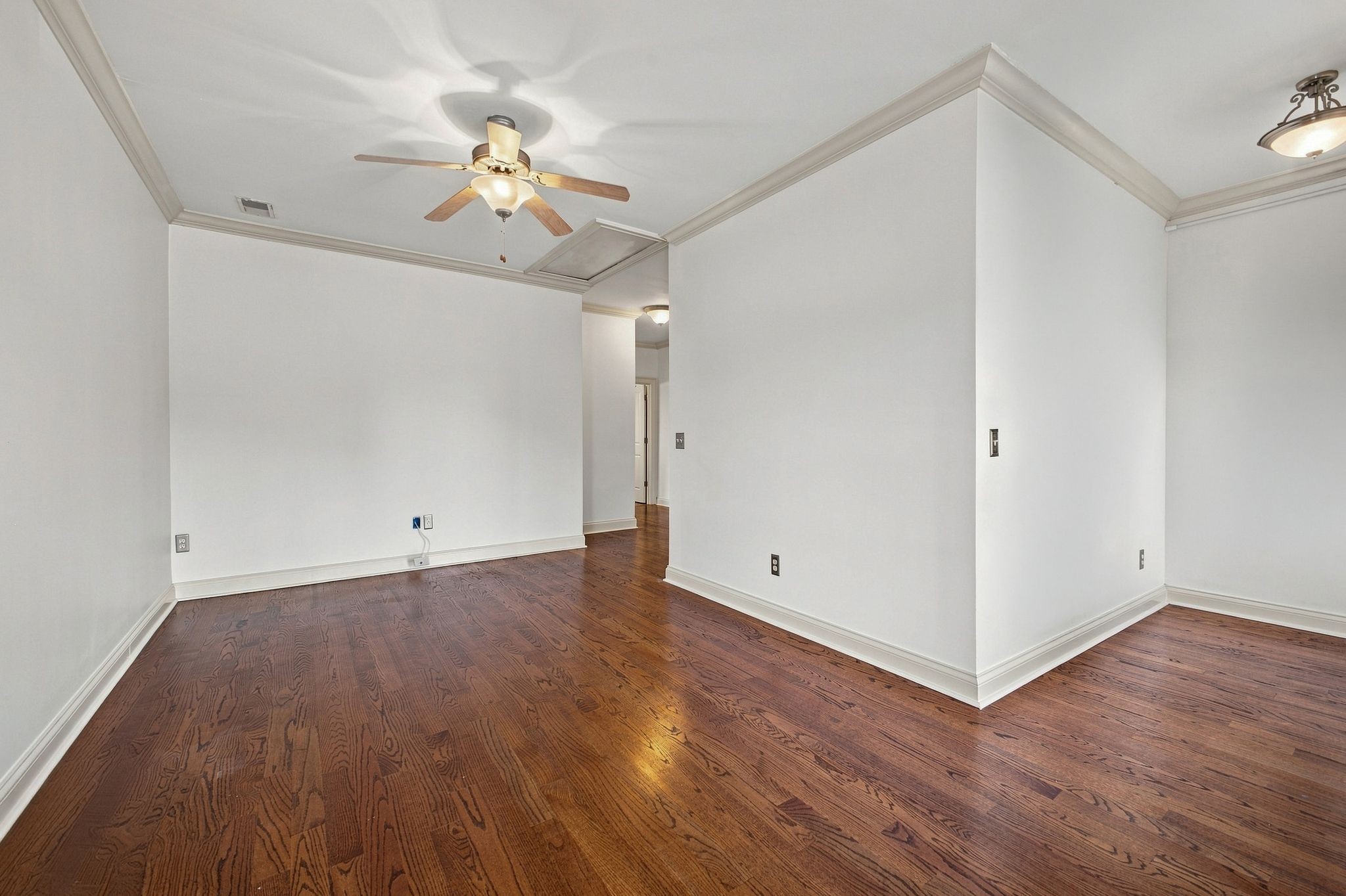 3180 Parthenon Ave Unit: 110