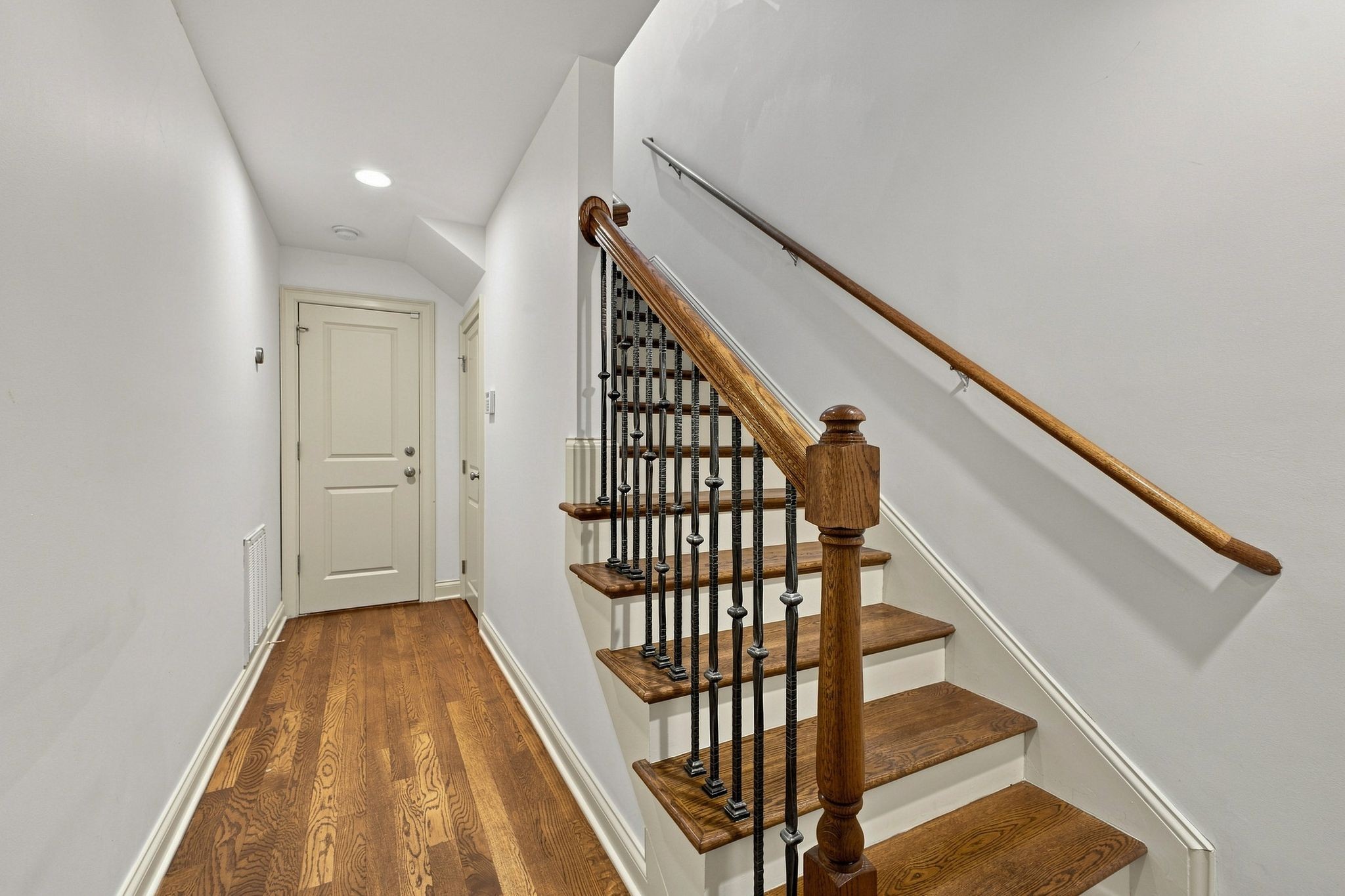 3180 Parthenon Ave Unit: 110